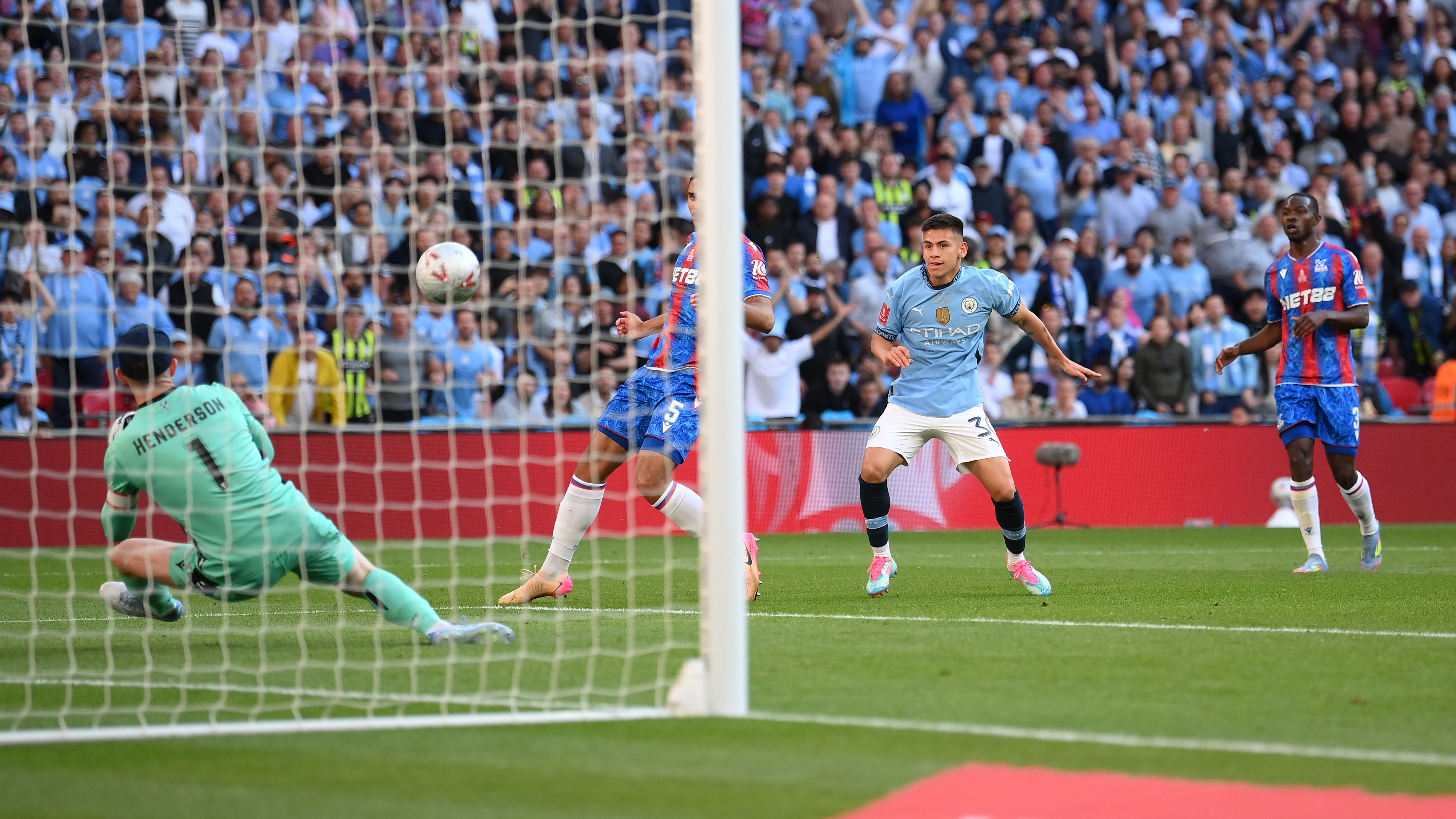 Crystal Palace v Manchester City - Emirates FA Cup Final