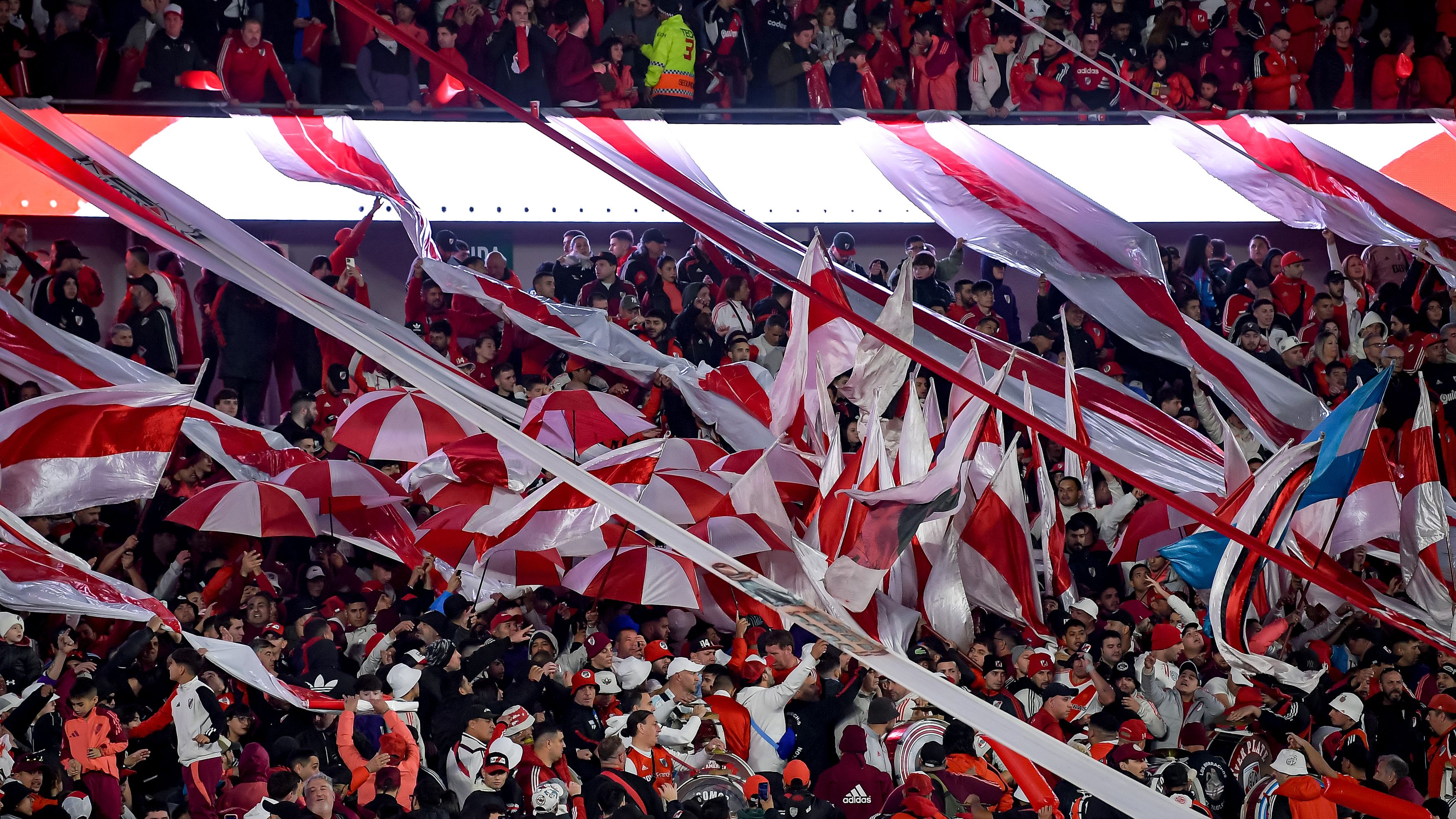 River Plate v Platense - Torneo Apertura Betano 2025: Quarterfinals