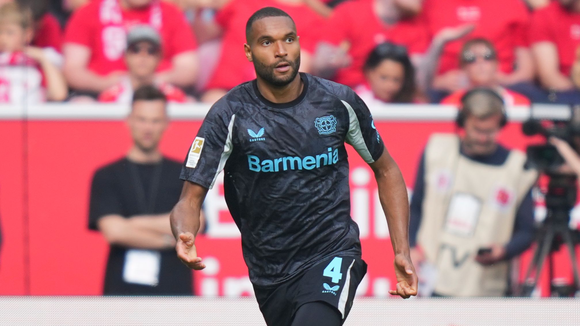 Why Barcelona have fallen behind Bayern Munich in race for in-demand free agent Jonathan Tah - explained | Goal.com UK