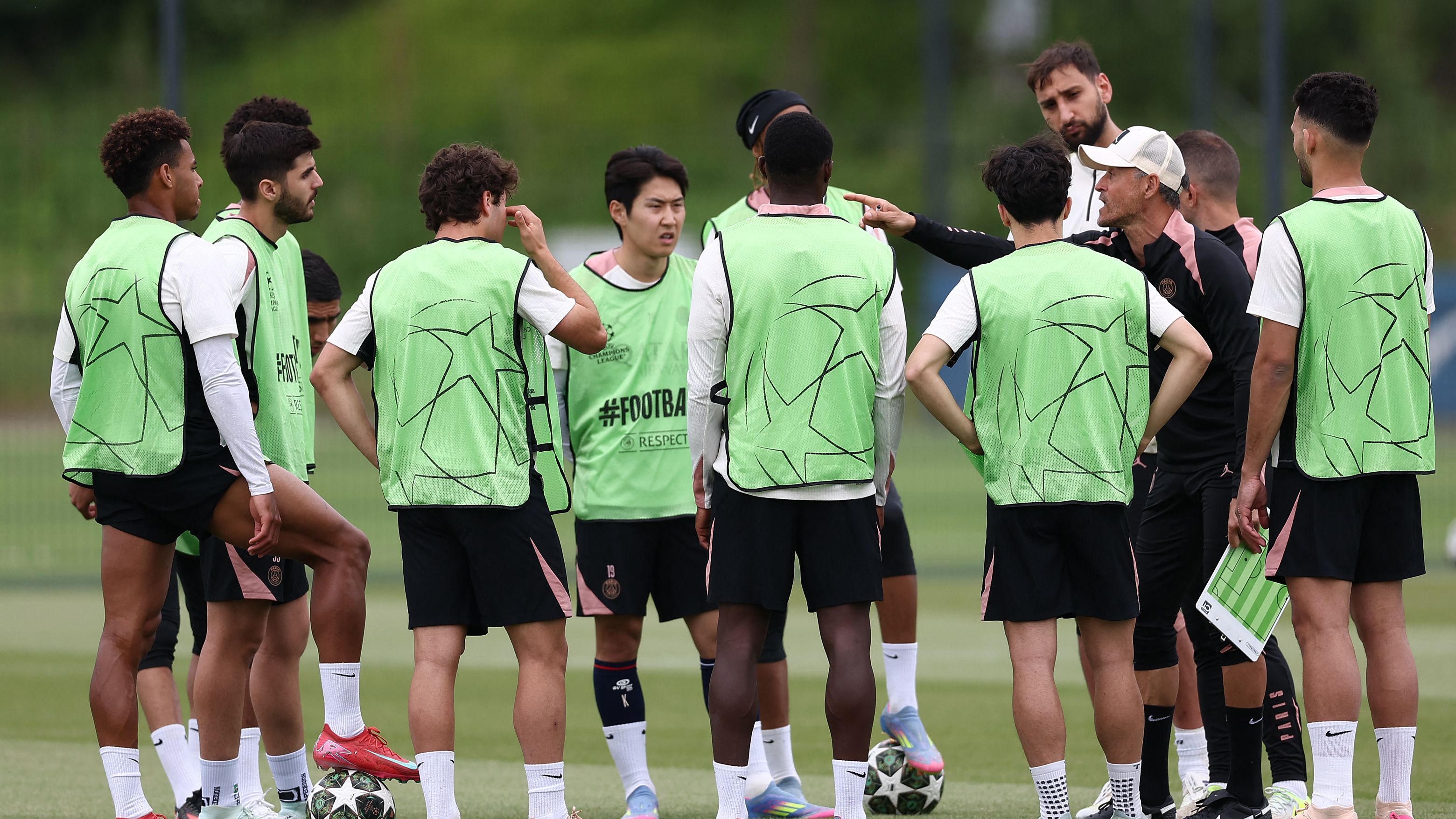 FBL-EUR-C1-PSG-TRAINING