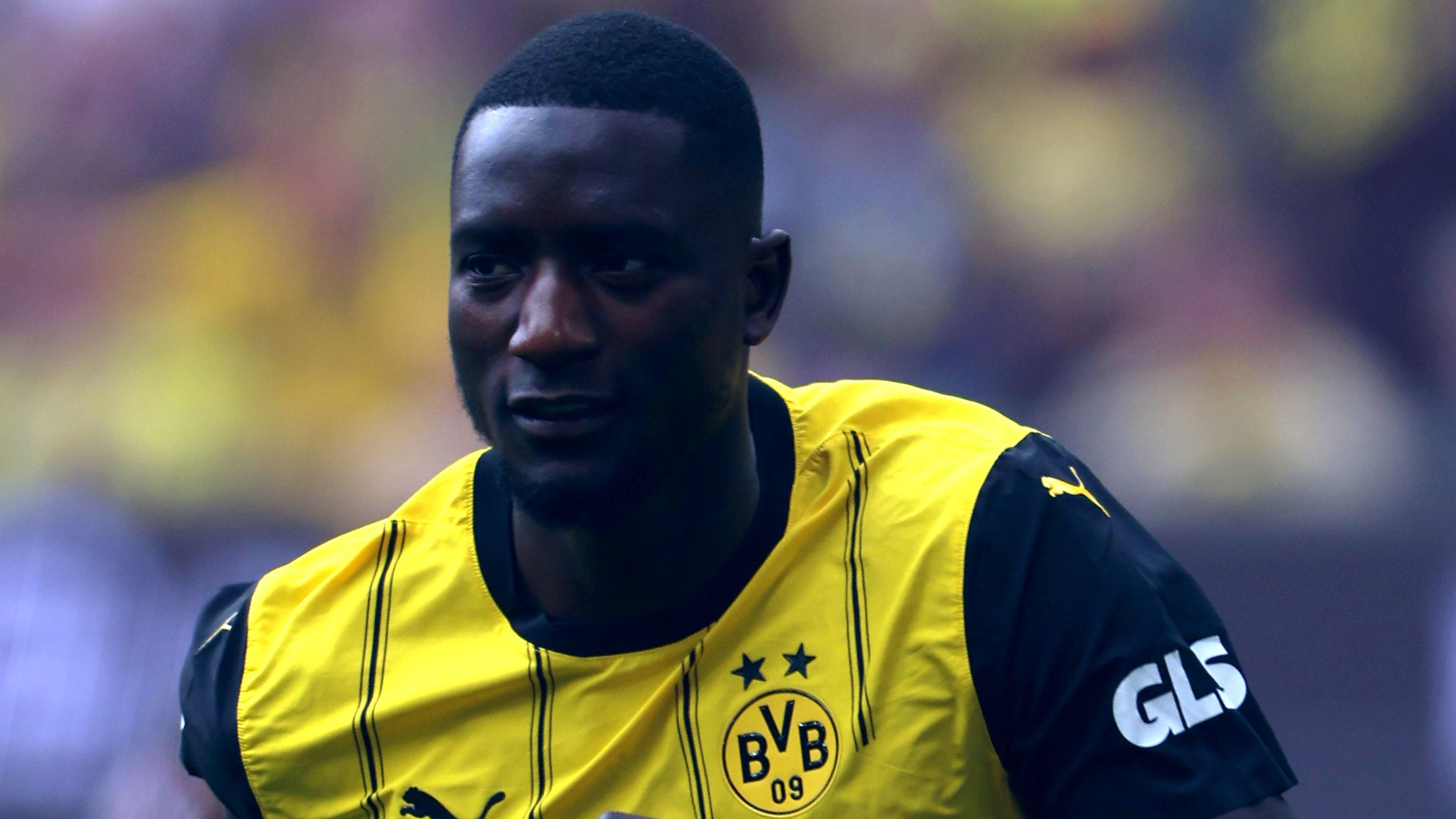 Borussia Dortmund v Holstein Kiel - Bundesliga