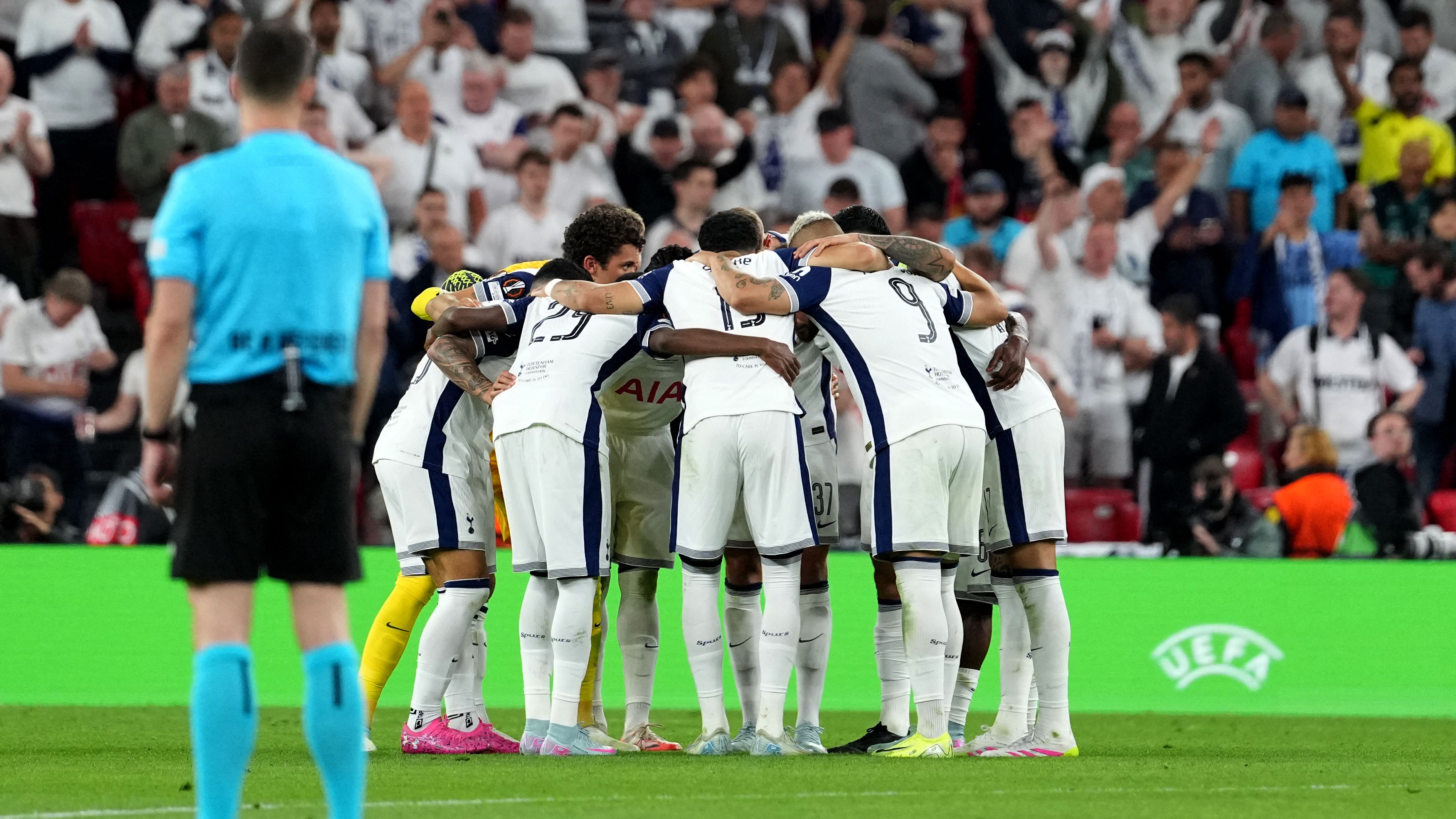 FBL-EUR-C3-TOTTENHAM-MAN UTD