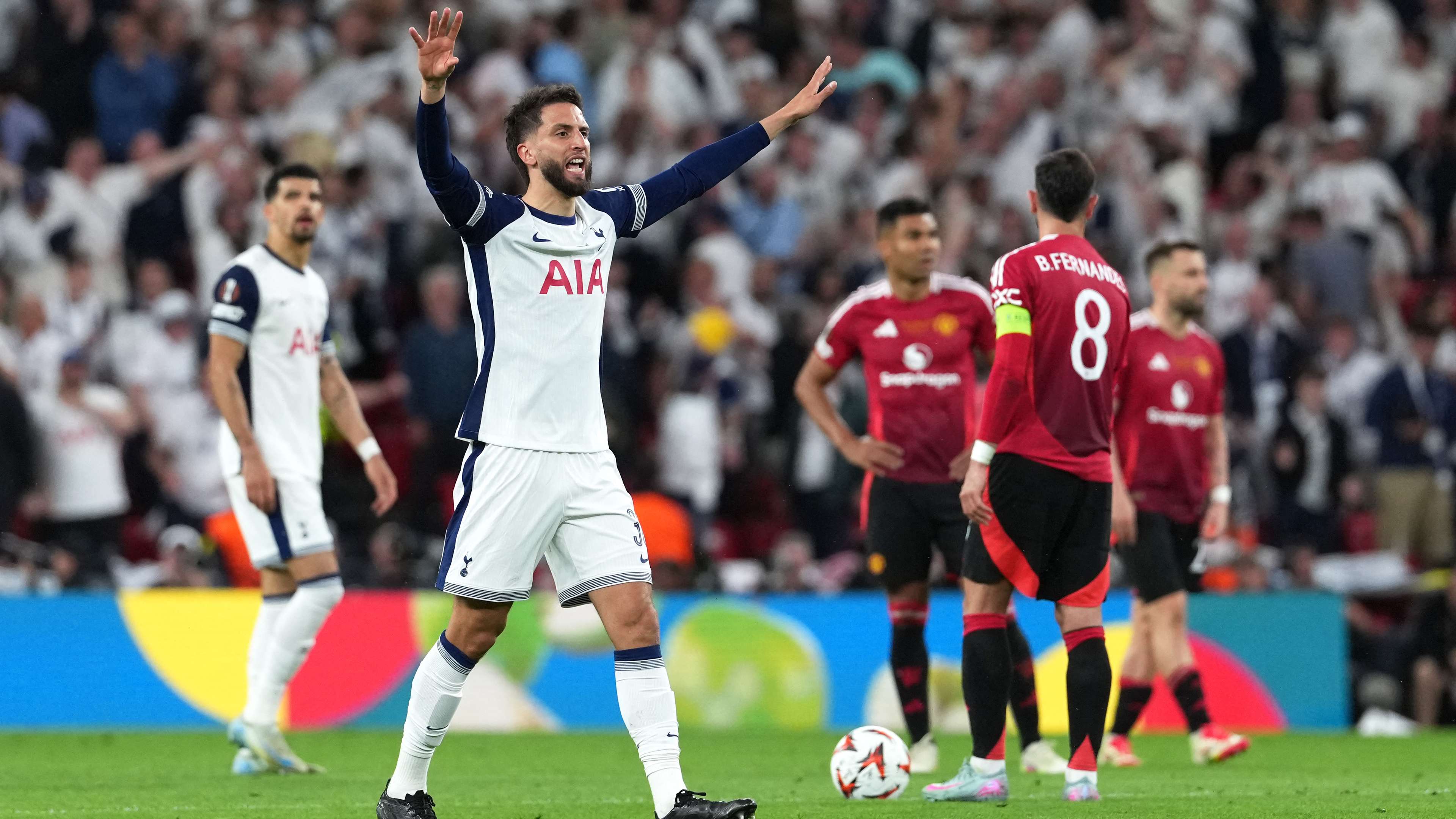 FBL-EUR-C3-TOTTENHAM-MAN UTD