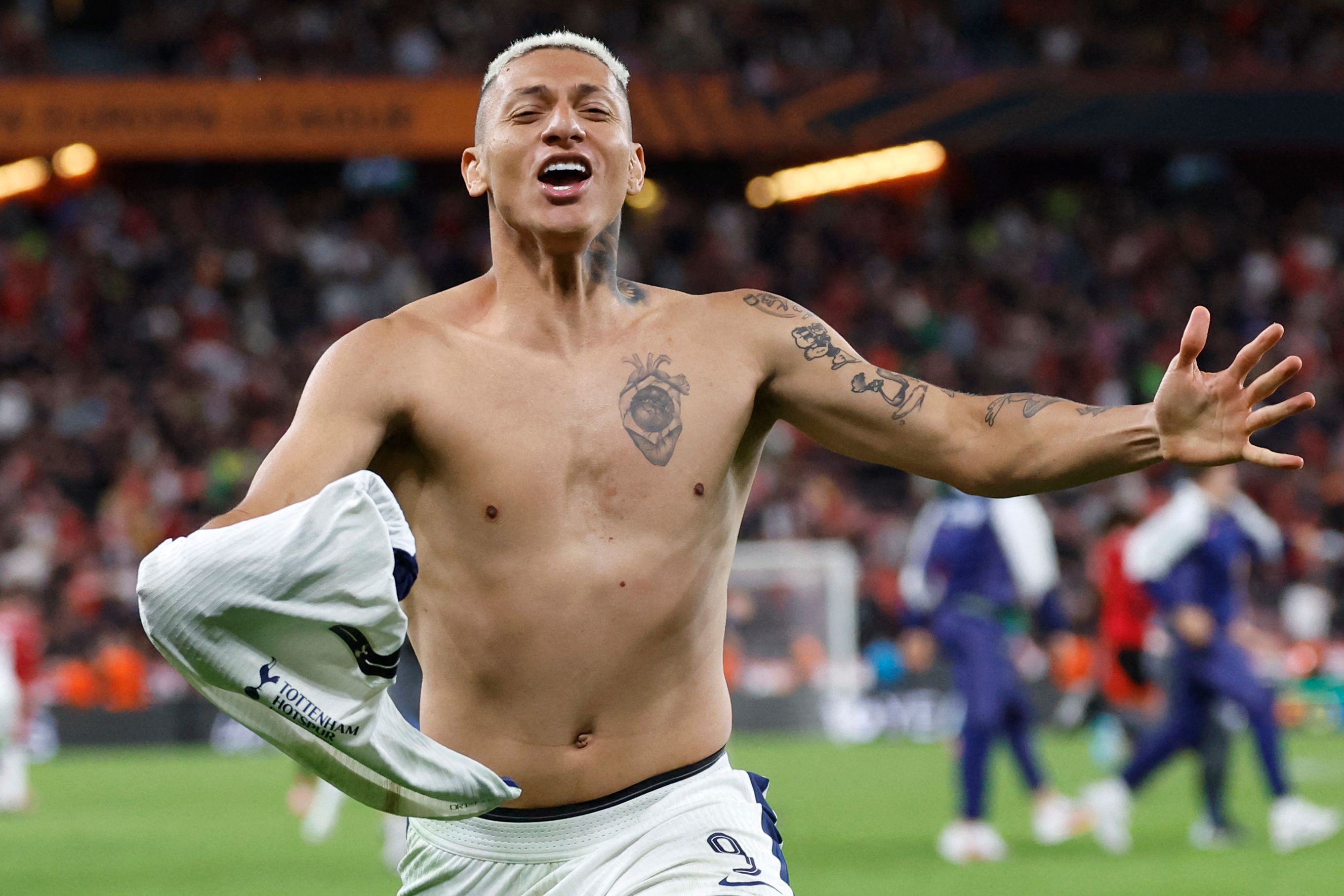 FBL-EUR-C3-TOTTENHAM-MAN UTD