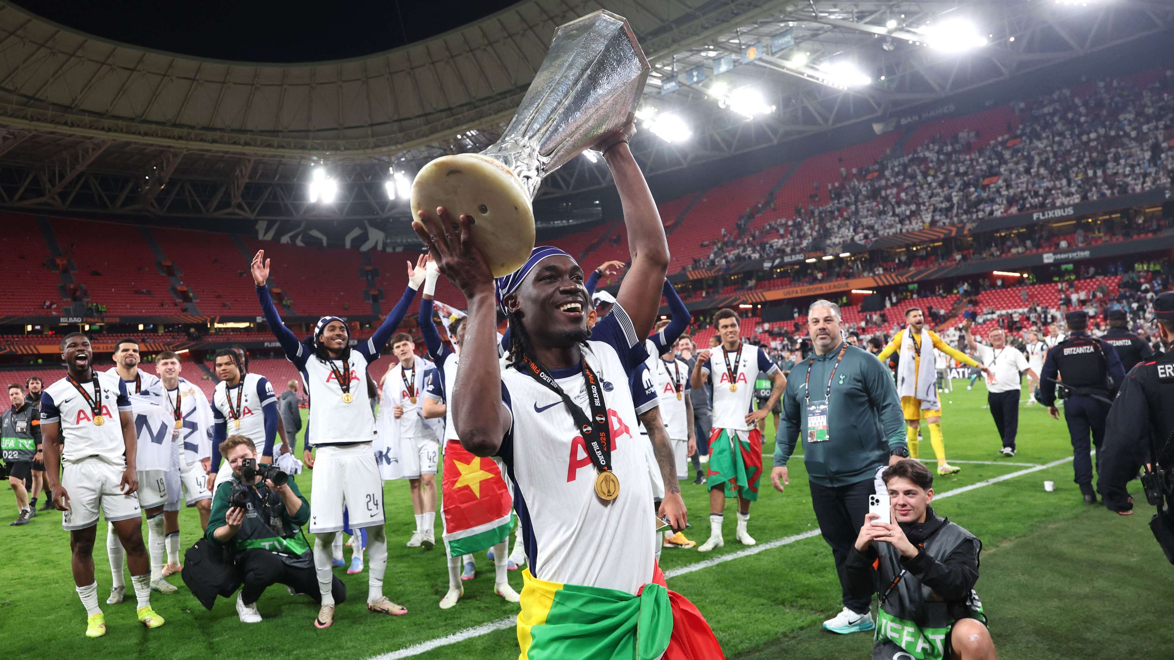 FBL-EUR-C3-TOTTENHAM-MAN UTD