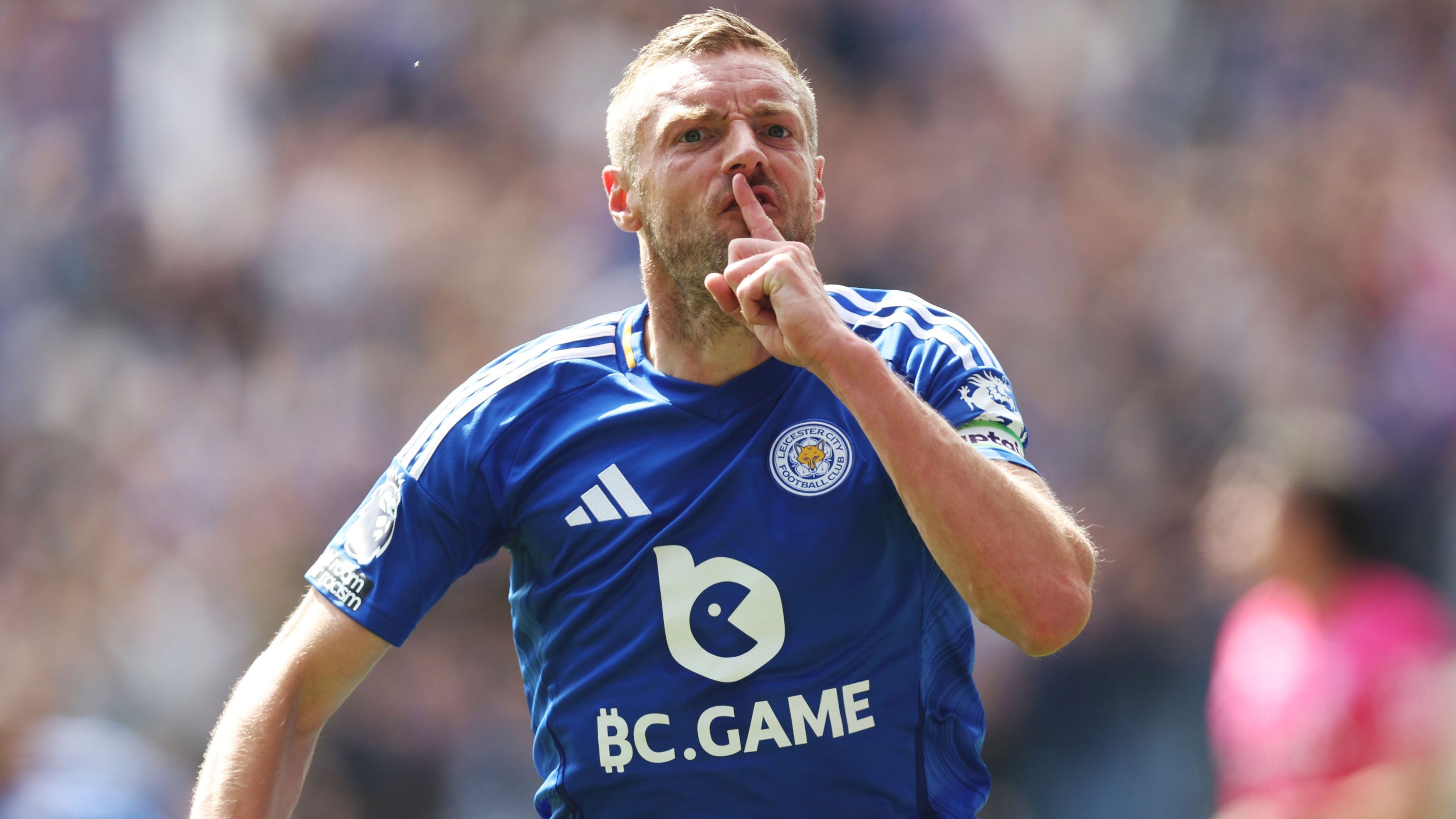 VIDEO: Jamie Vardy is inevitable! Leicester legend scores 200th Foxes goal in 500th and final club appearance | Goal.com UK