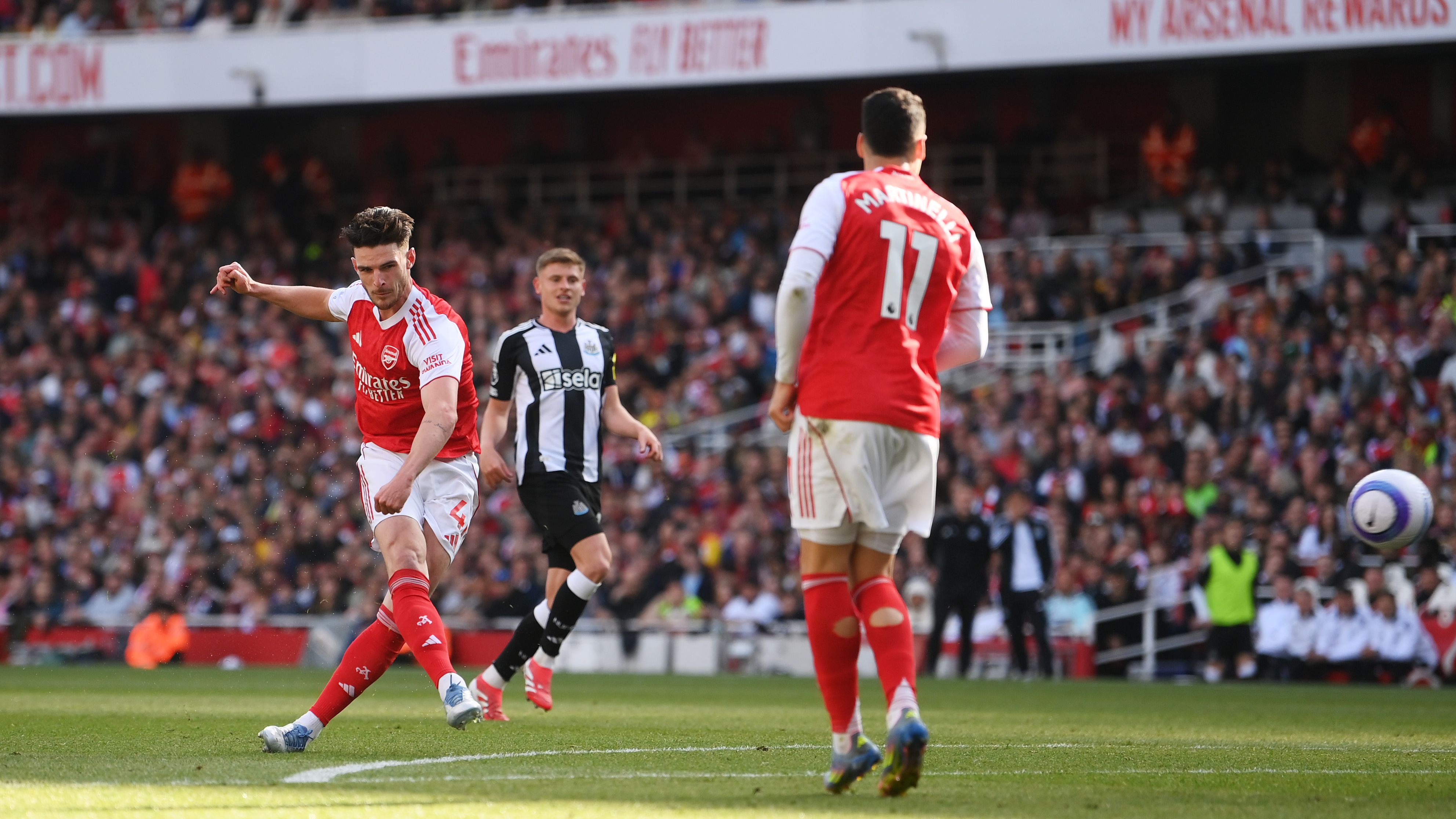 Arsenal FC v Newcastle United FC - Premier League