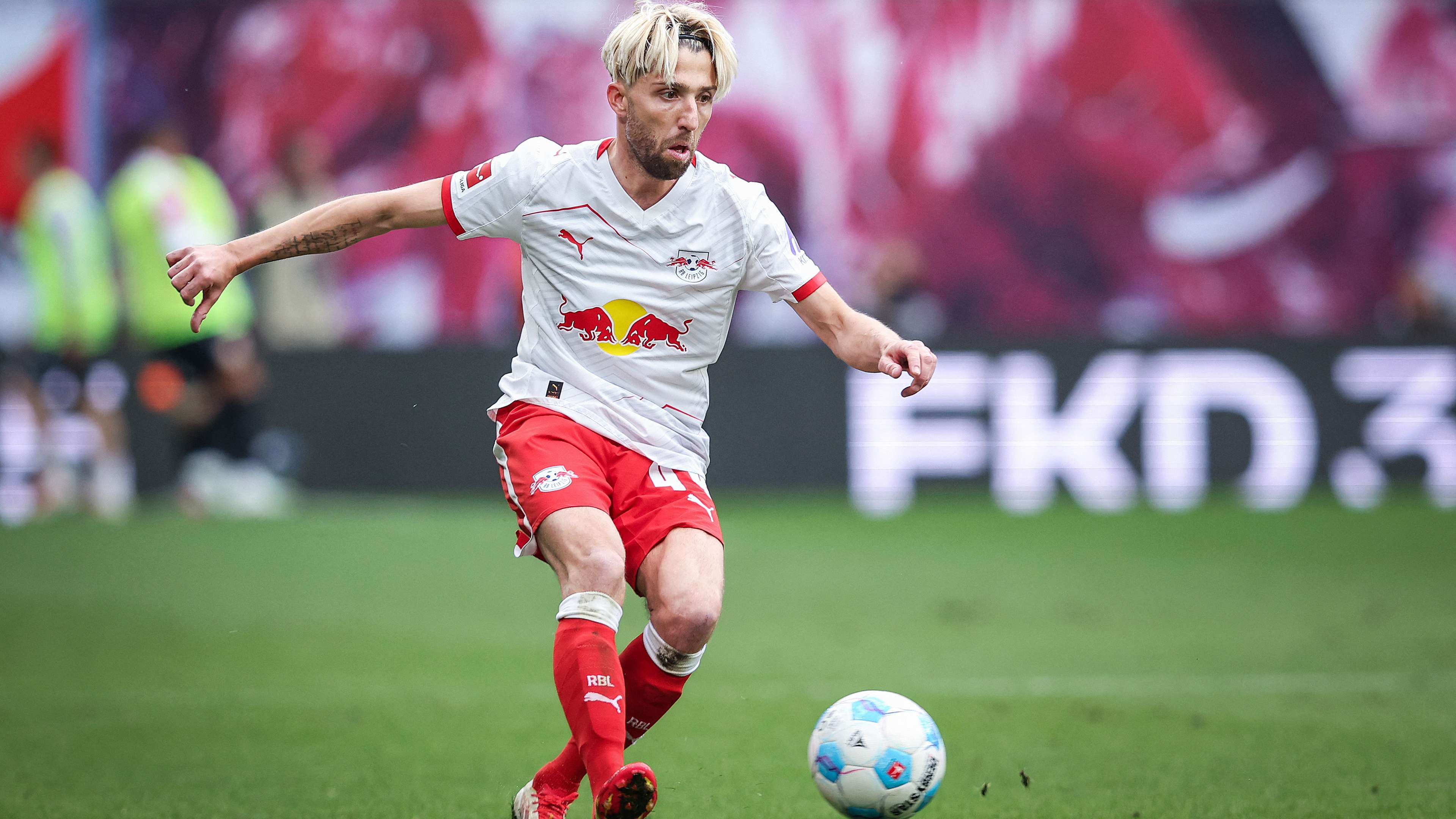 FBL-GER-BUNDESLIGA-LEIPZIG-STUTTGART