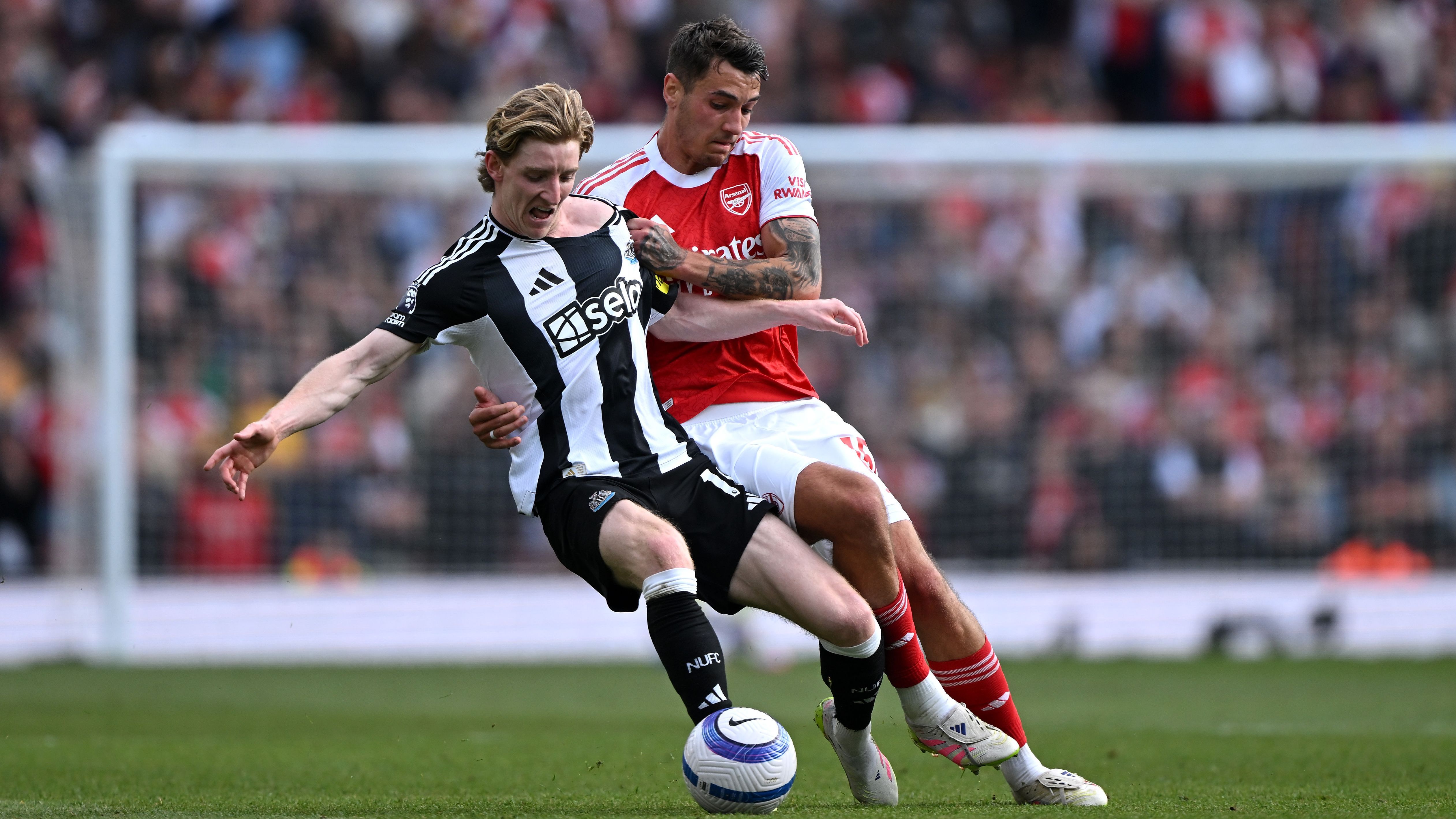 Arsenal FC v Newcastle United FC - Premier League