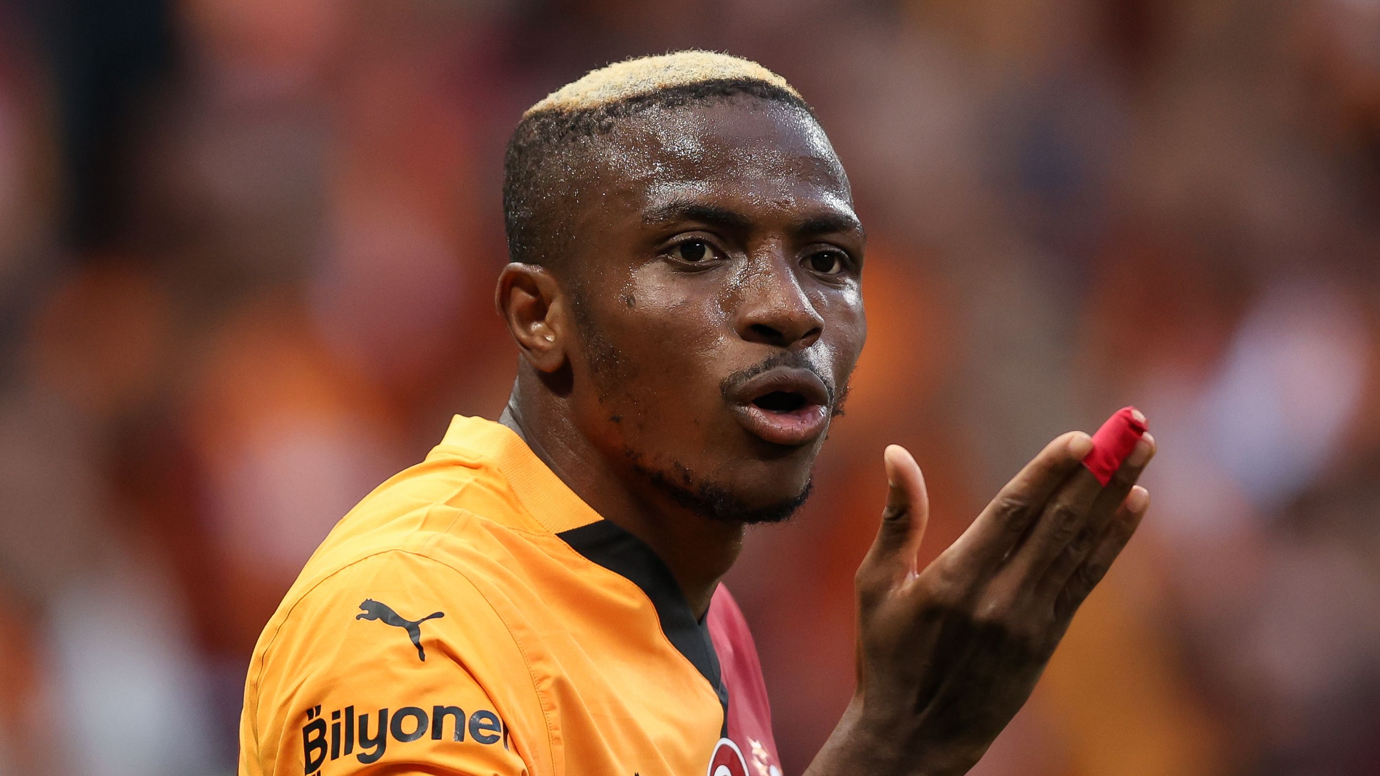 Victor Osimhen and Galatasaray schedule meeting for definitive answer on transfer from Napoli with striker holding out for Premier League move | Goal.com UK