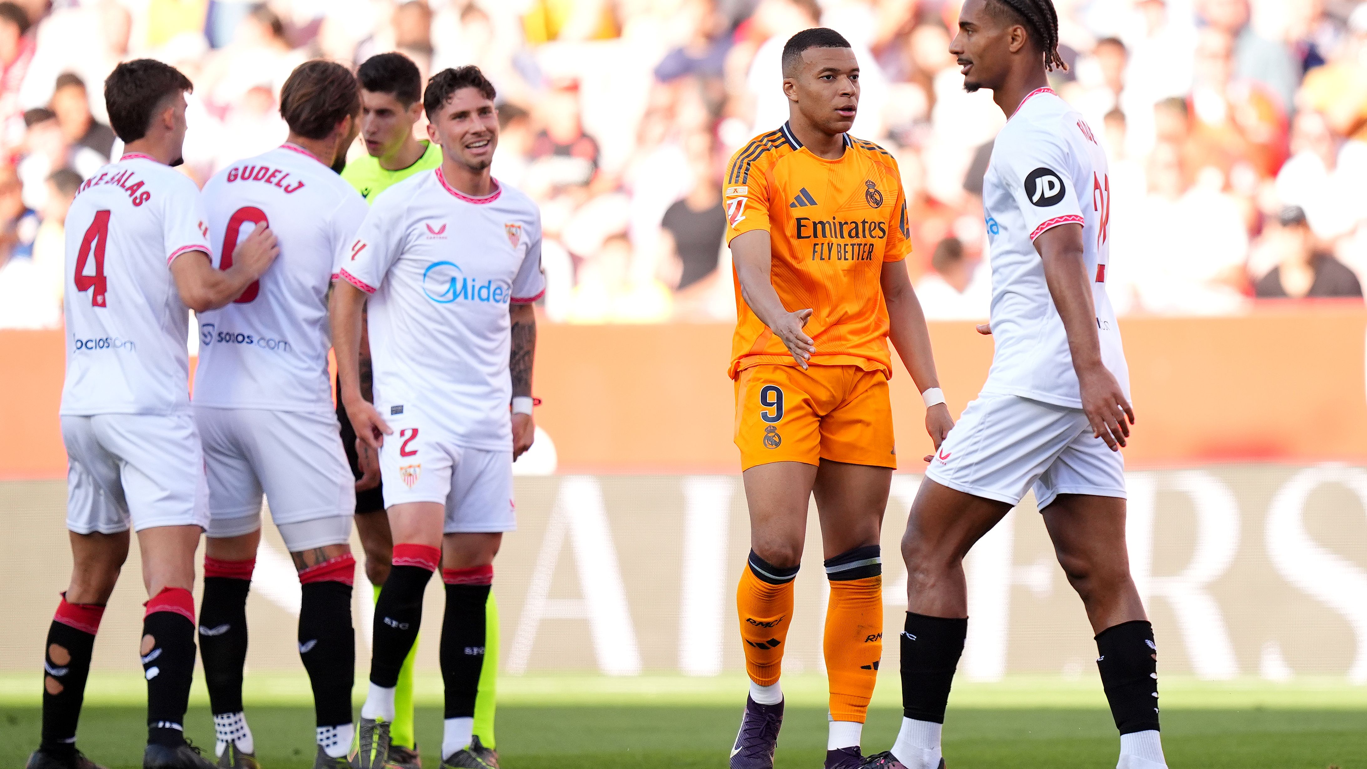 Sevilla FC v Real Madrid CF - La Liga EA Sports