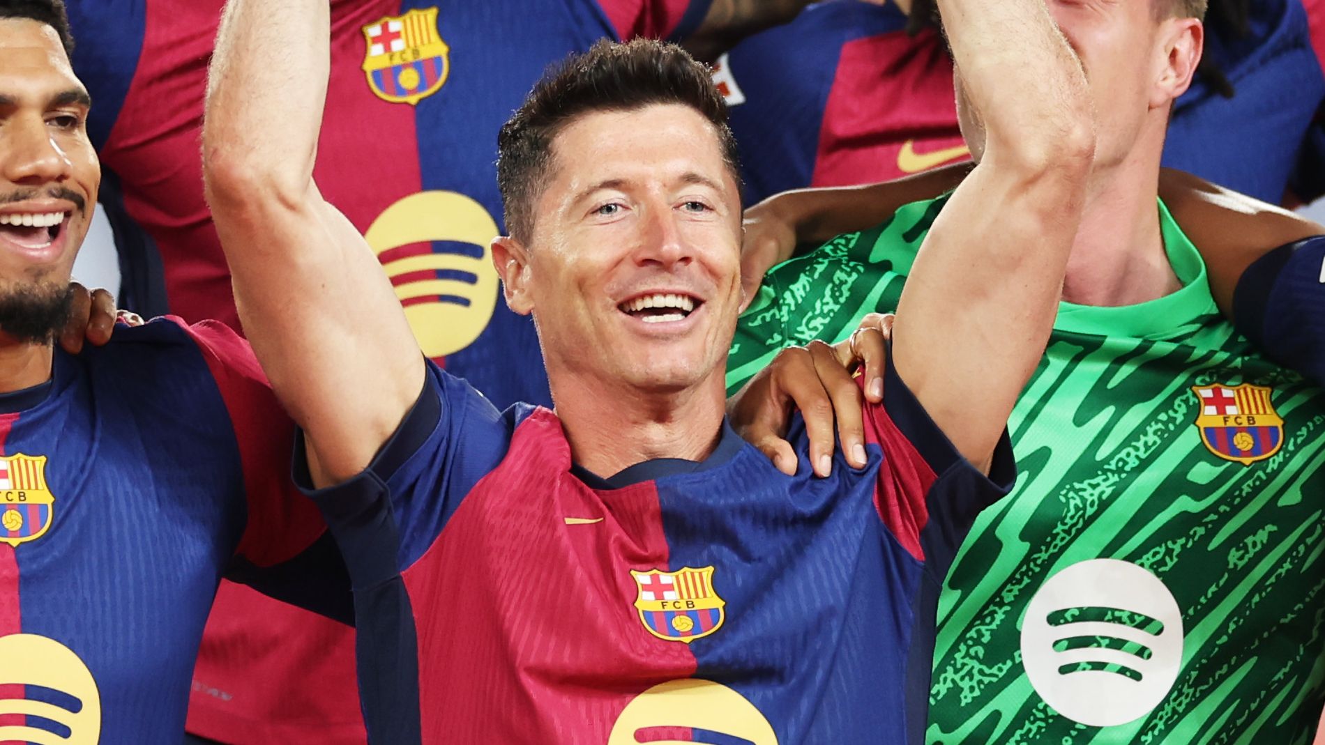 FC Barcelona v Villarreal CF - La Liga EA Sports