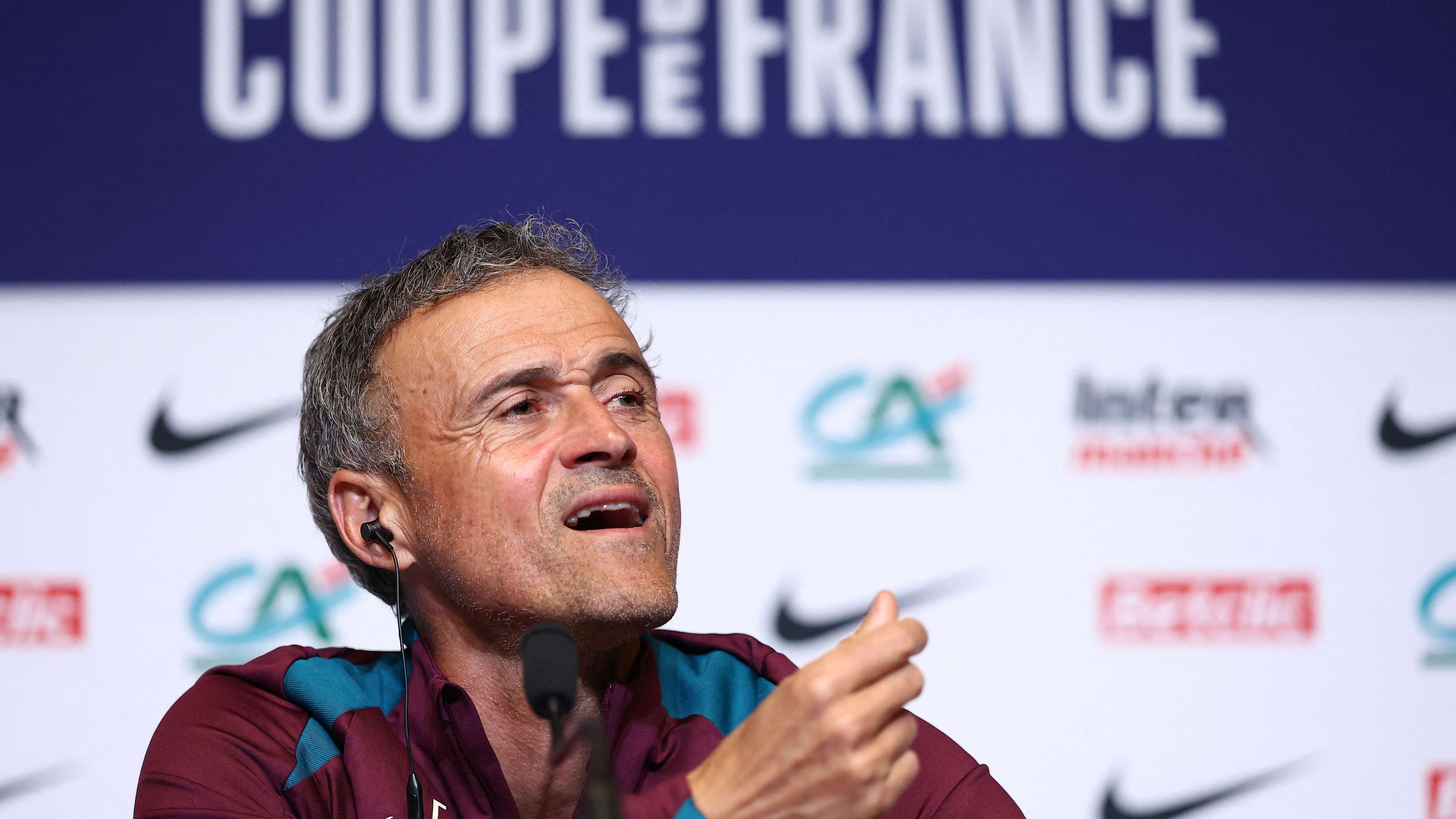 FBL-FRA-CUP-PSG-PRESSER