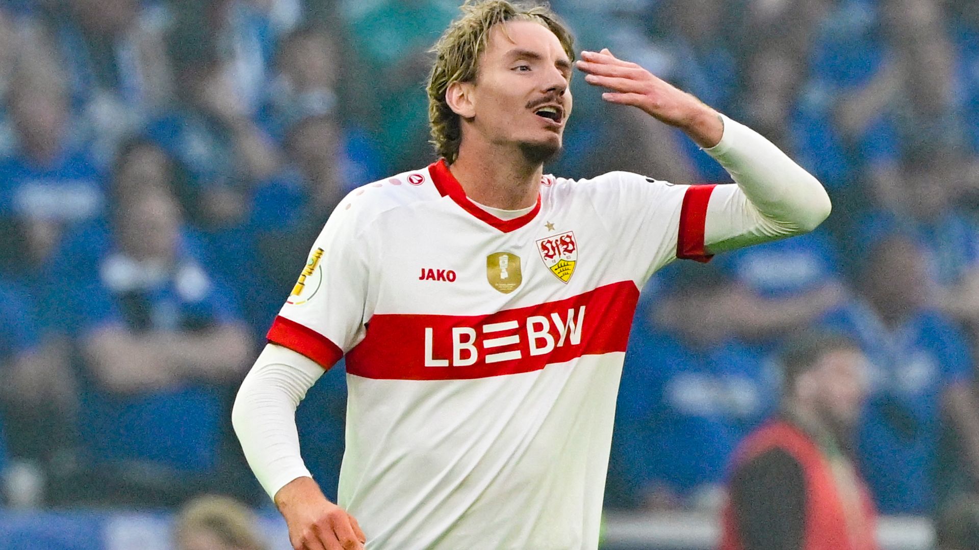 FBL-GER-CUP-BIELEFELD-STUTTGART