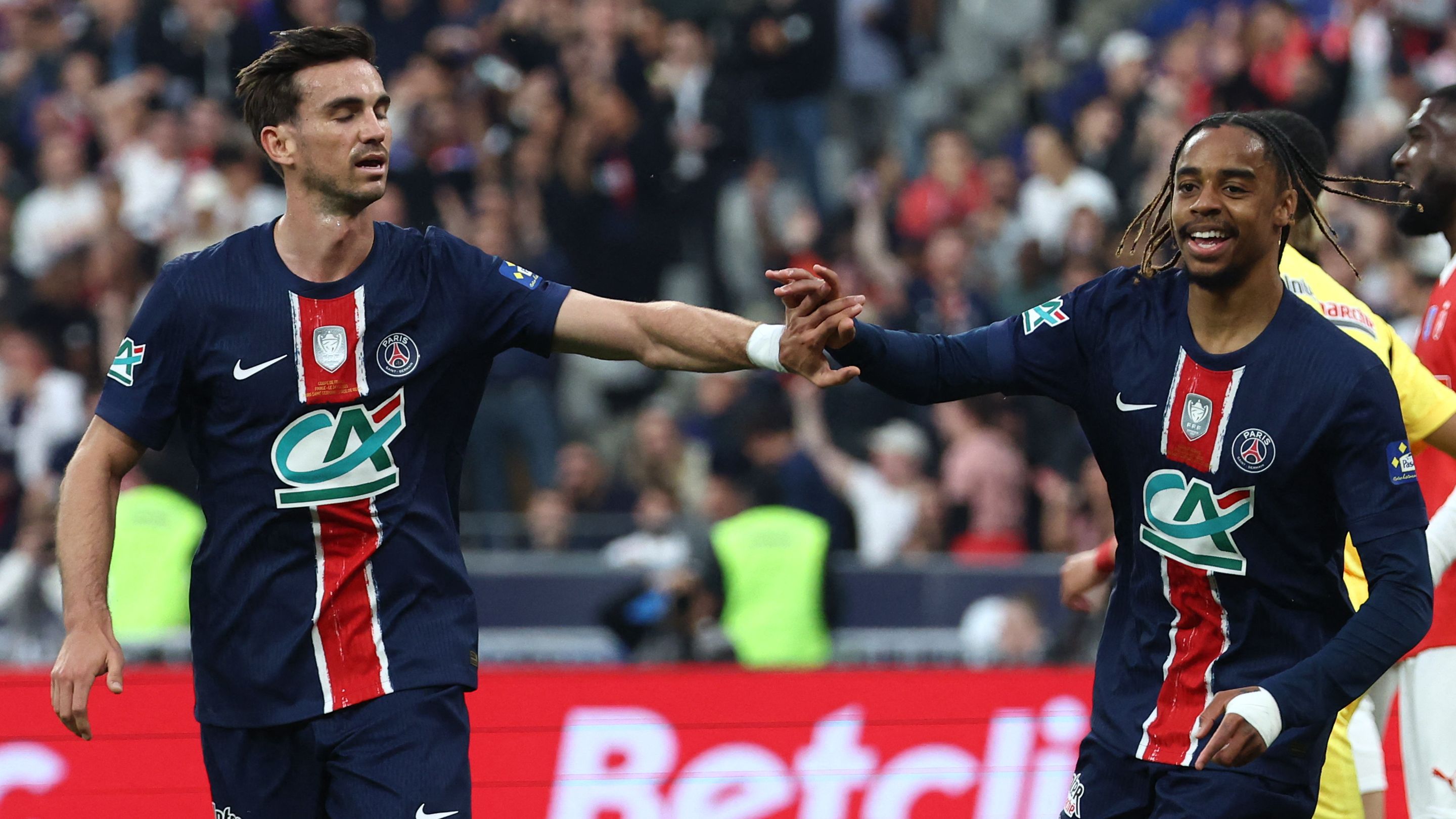 TOPSHOT-FBL-FRA-CUP-PSG-REIMS-FINAL