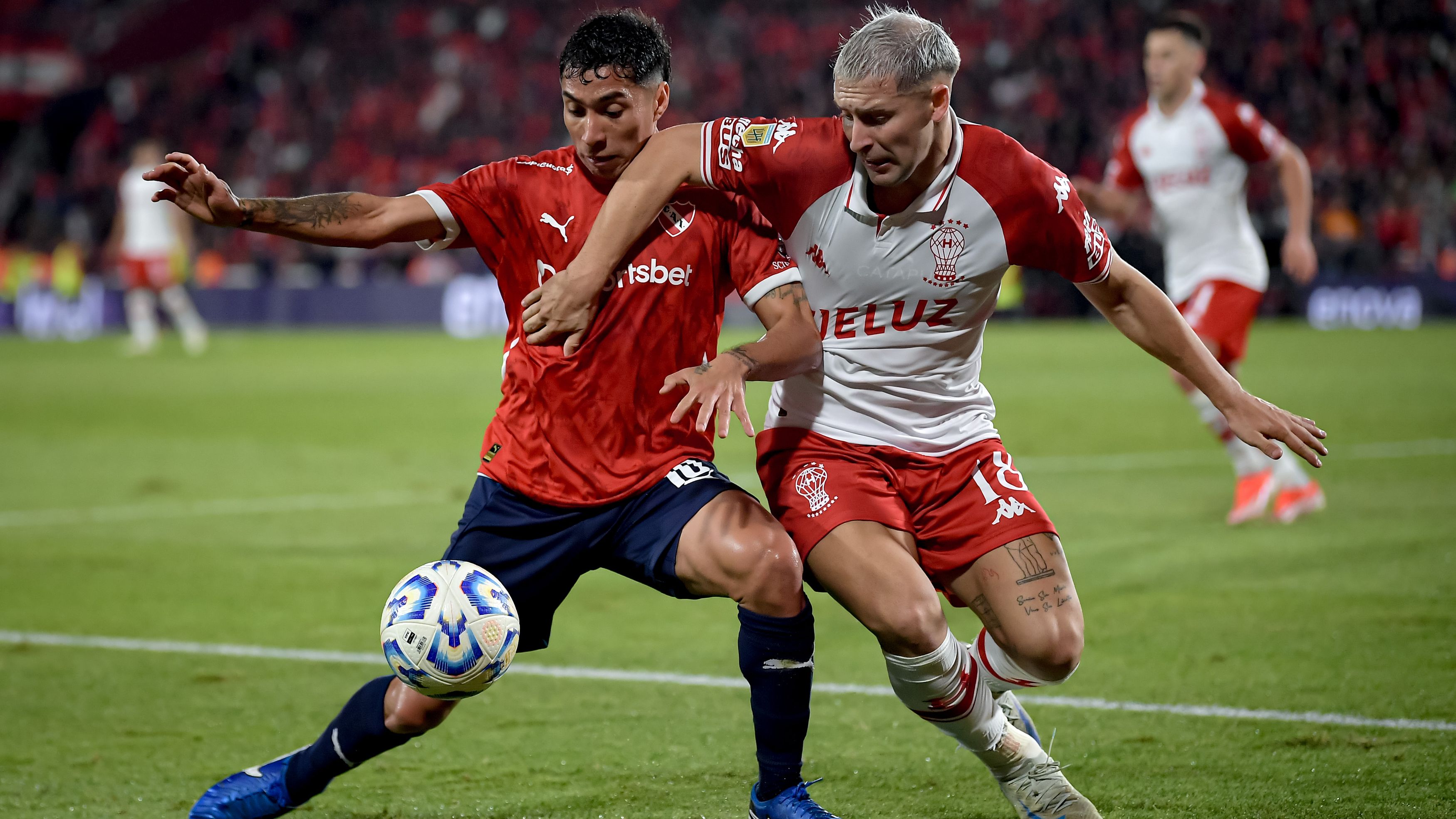 Independiente v Huracan - Torneo Apertura Betano 2025: Semifinals