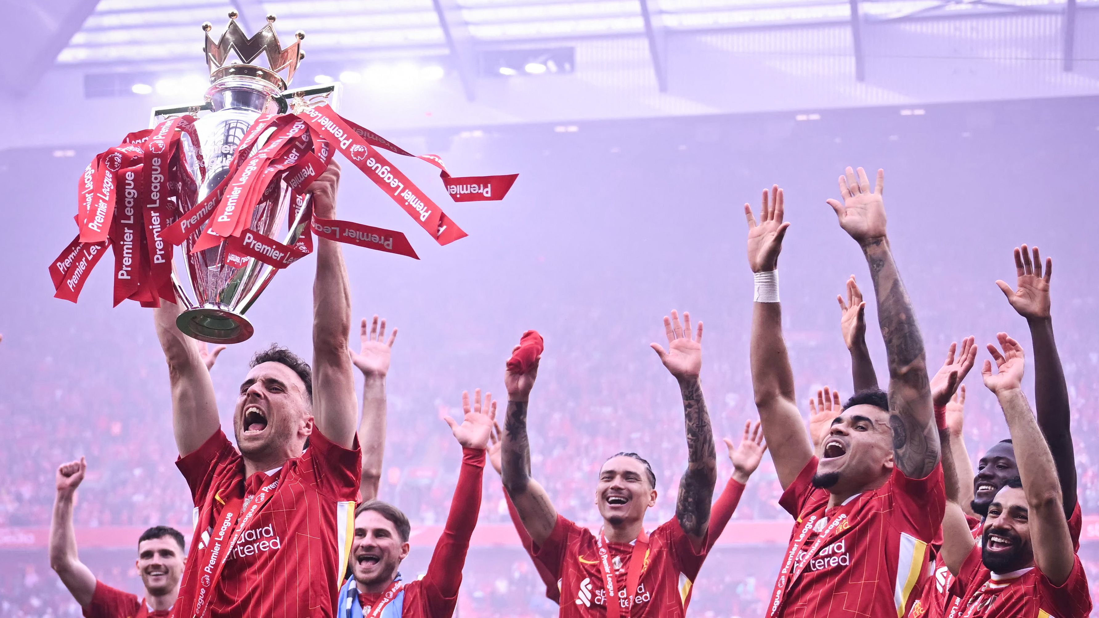 TOPSHOT-FBL-ENG-PR-LIVERPOOL-CRYSTAL PALACE