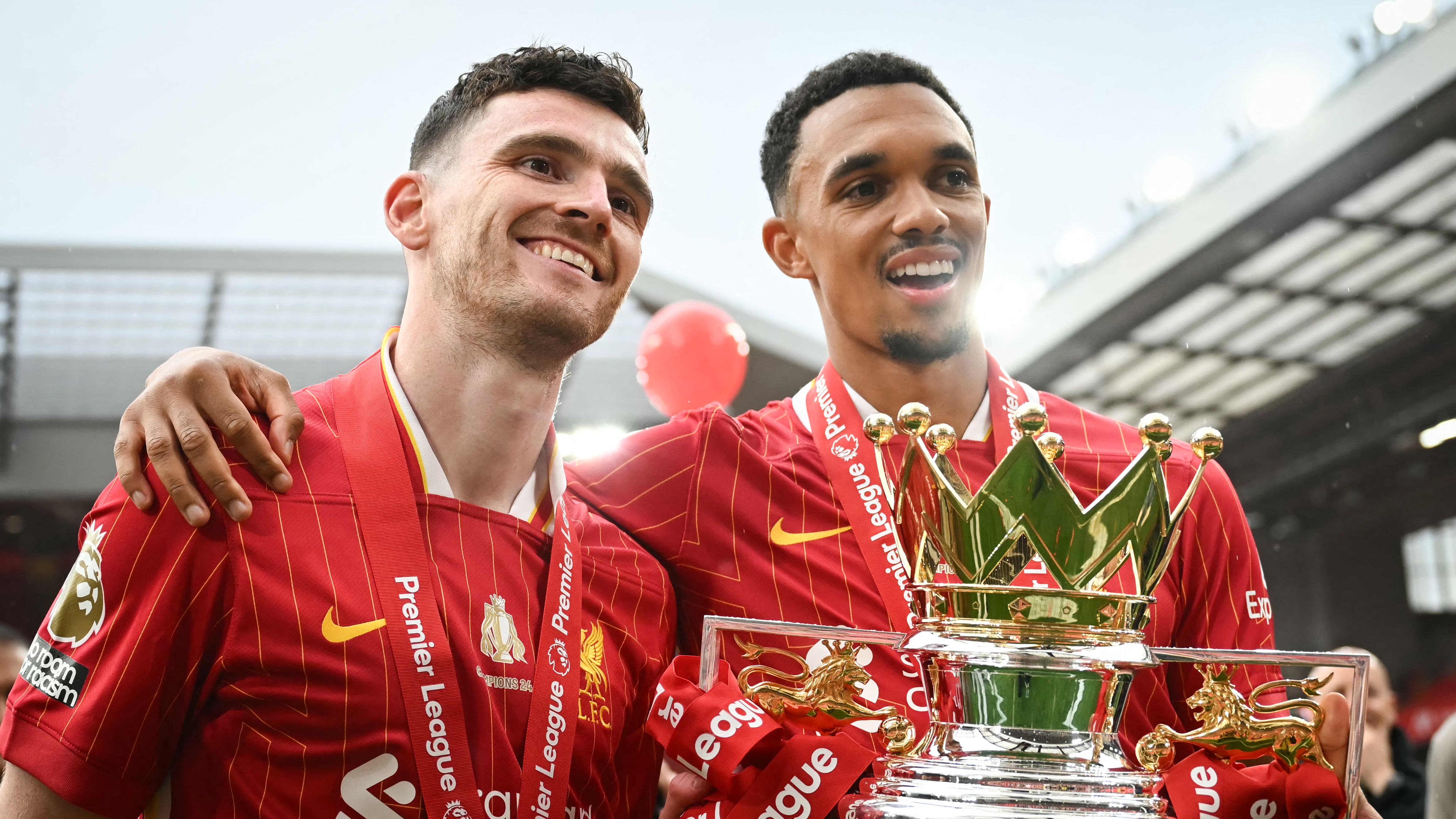 TOPSHOT-FBL-ENG-PR-LIVERPOOL-CRYSTAL PALACE