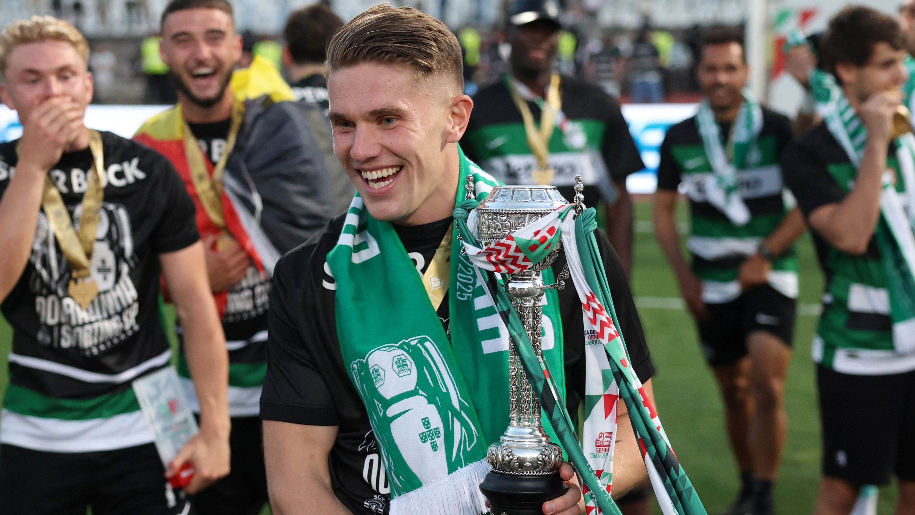 FBL-POR-CUP-BENFICA-SPORTING