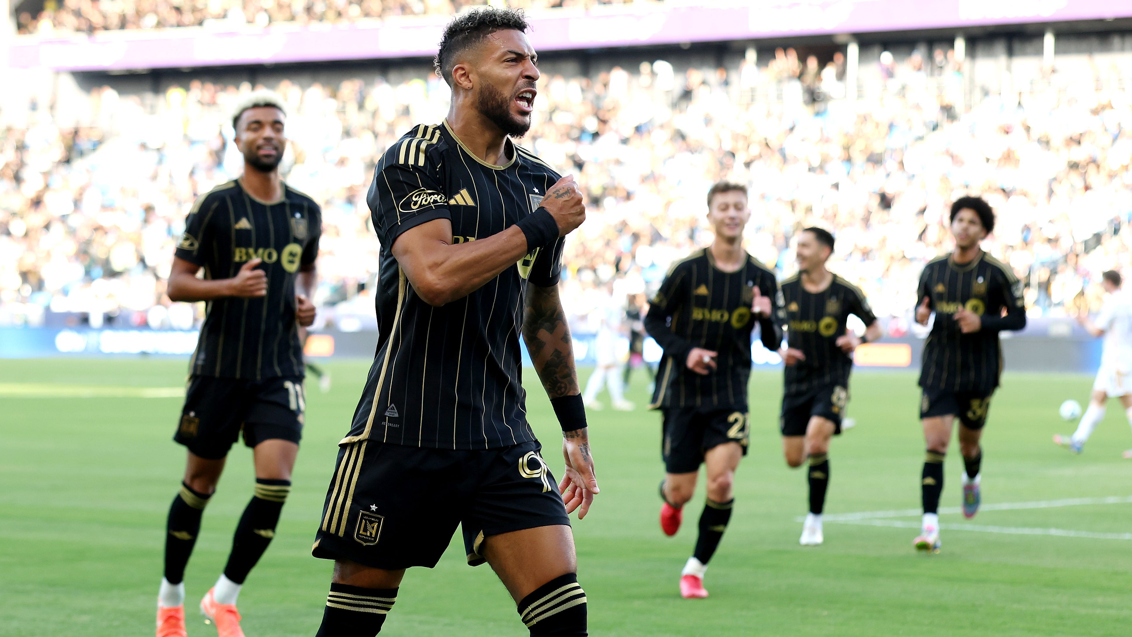 LA Galaxy v Los Angeles Football Club