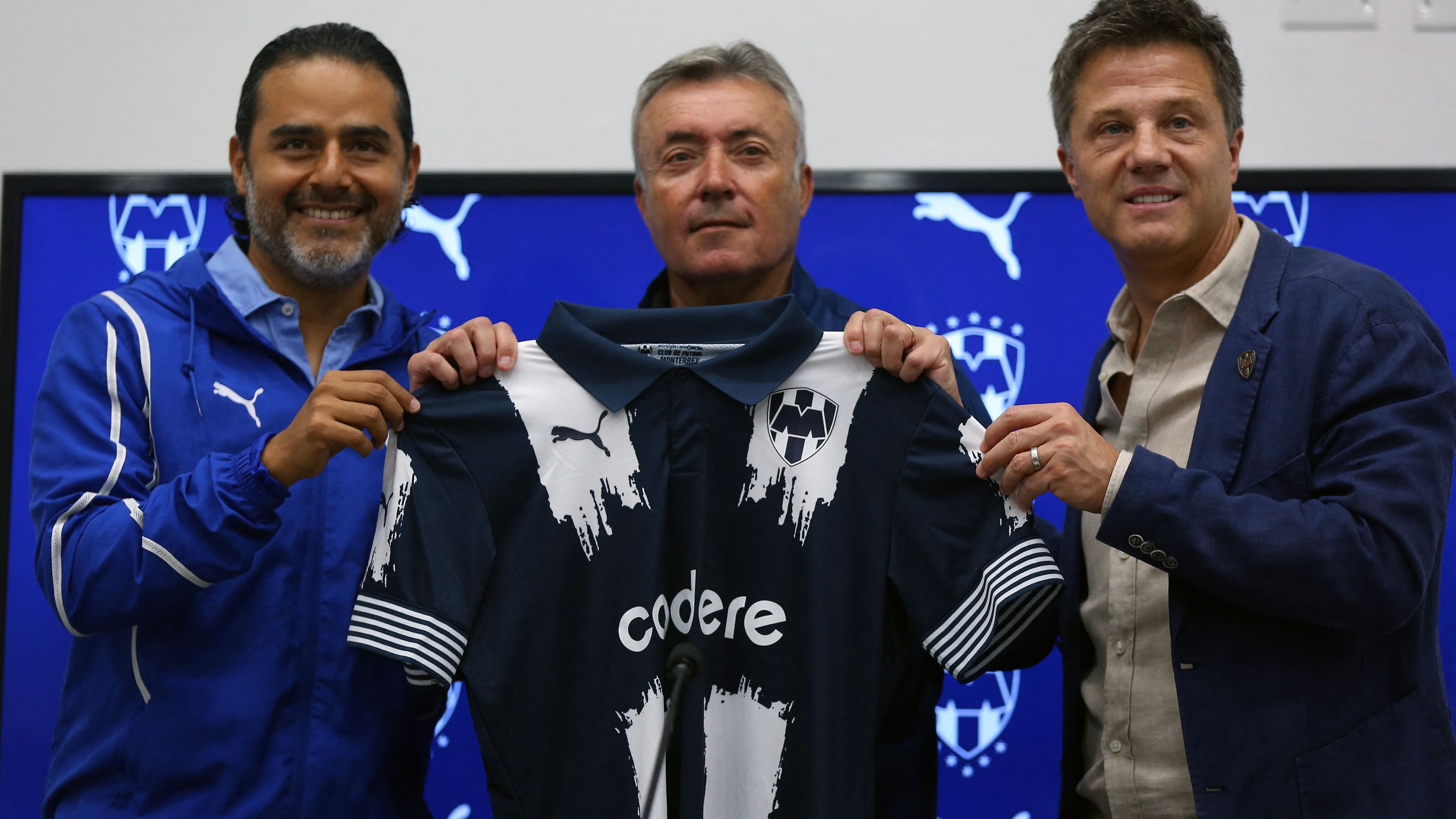 FBL-MEXICO-MONTERREY-COACH-TORRENT