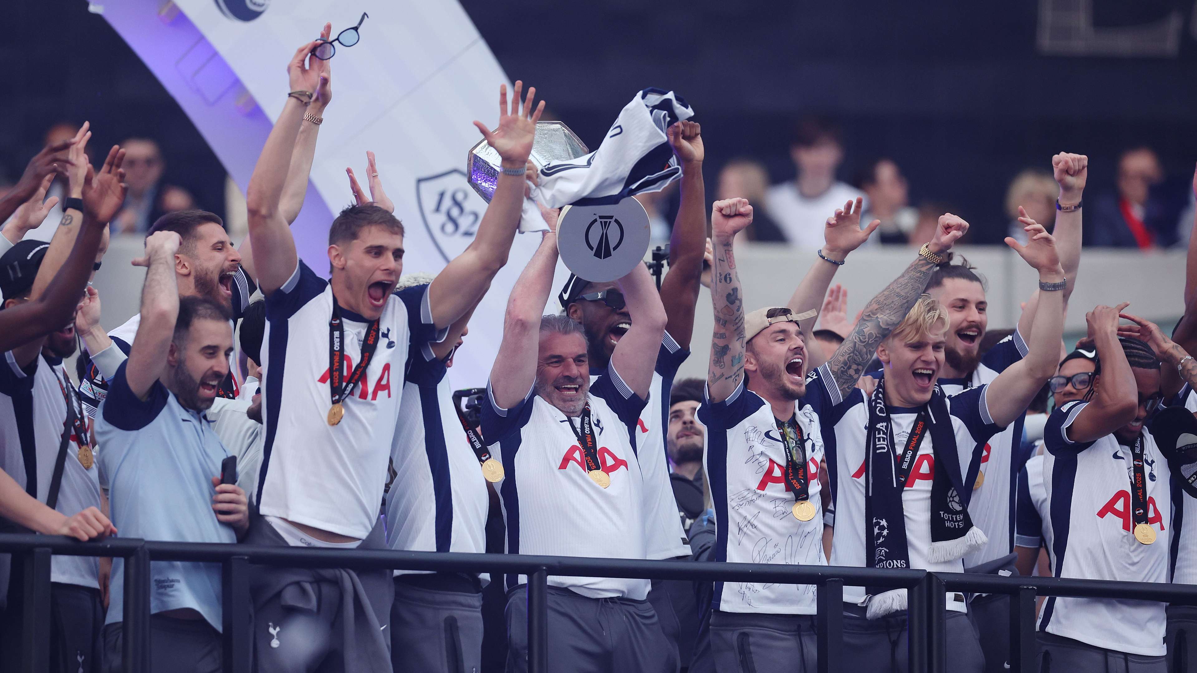 Tottenham Hotspur UEFA Europa League Trophy Parade