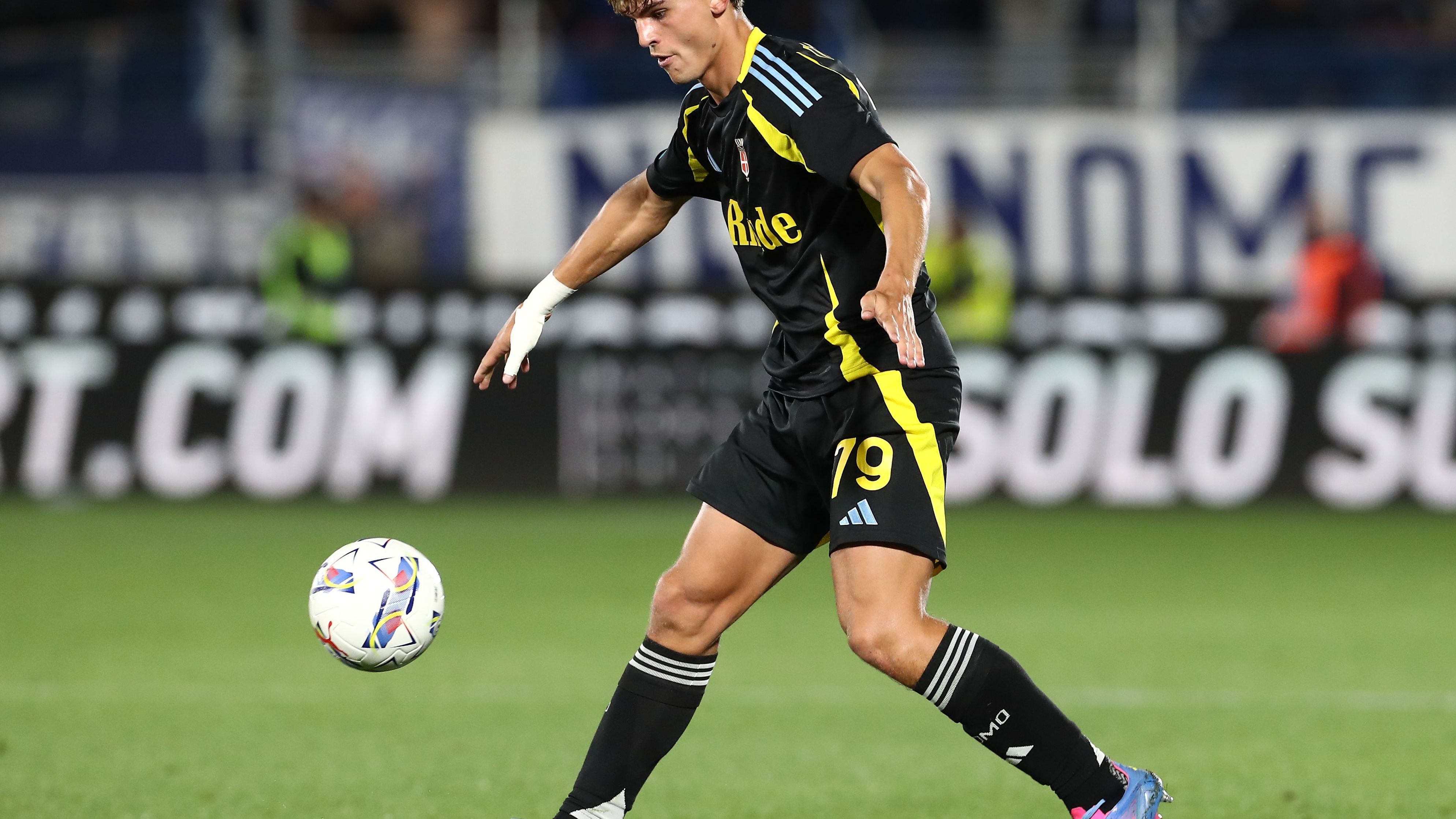 Como 1907 v FC Internazionale - Serie A