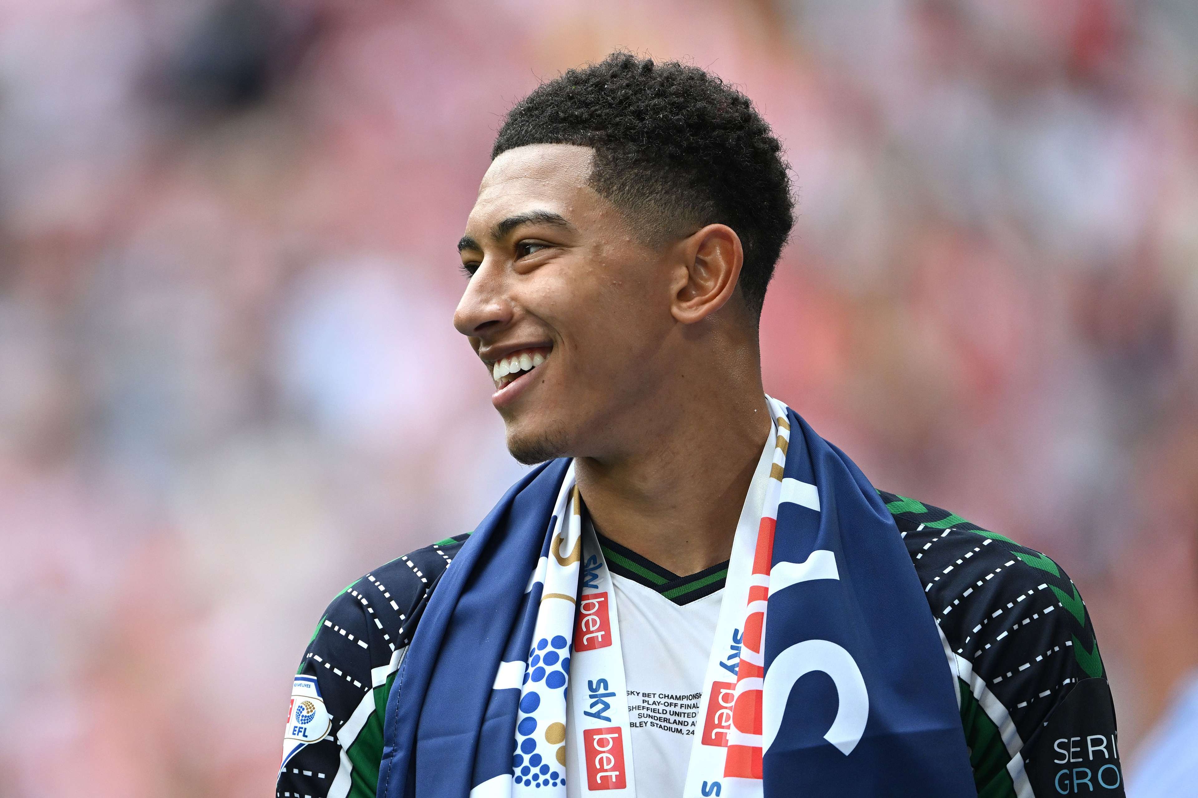 Jobe Bellingham Sunderland Eintracht Frankfurt 2025