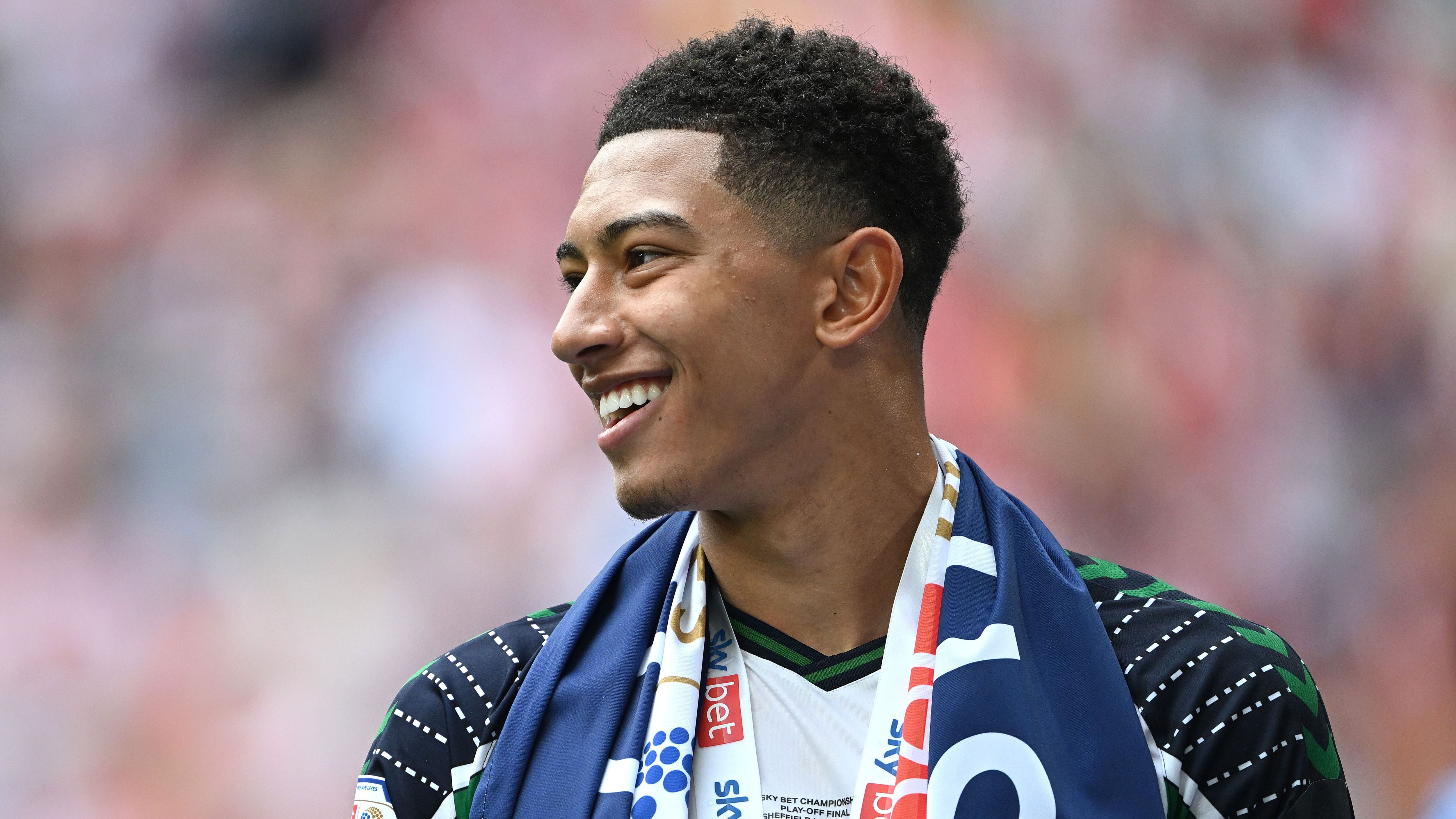 Jobe Bellingham Sunderland Eintracht Frankfurt 2025