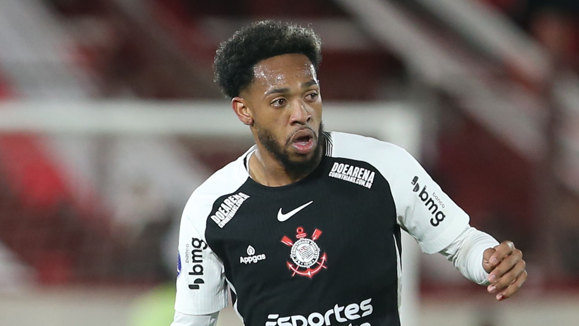 Huracan v Corinthians - Copa CONMEBOL Sudamericana 2025