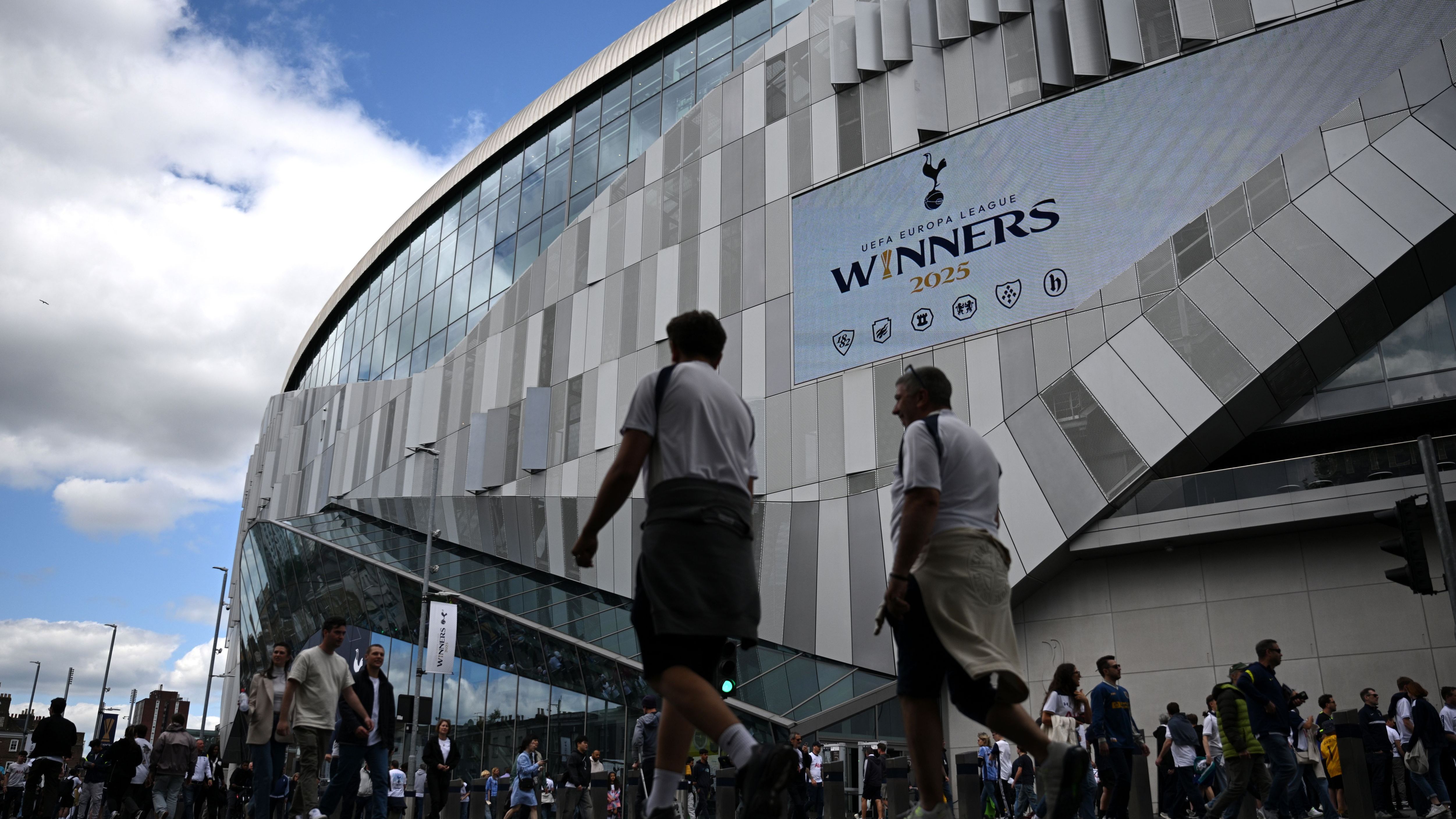 Tottenham hit with £75,000 fine by FA for 'crowd control misconduct' in Premier League clash with Manchester United | Goal.com UK