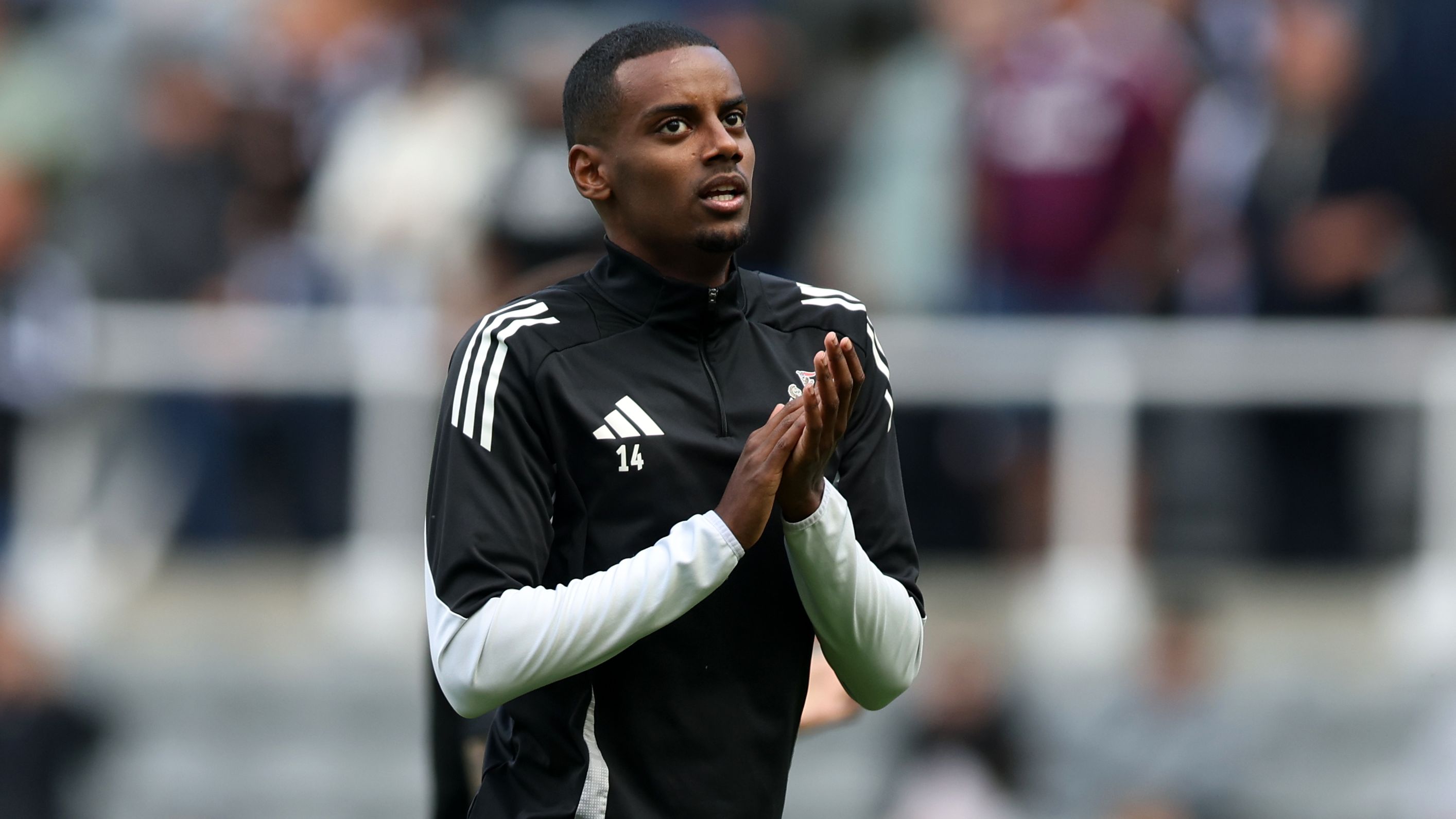 Isak to Liverpool OFF! Newcastle's Saudi owners block record bid