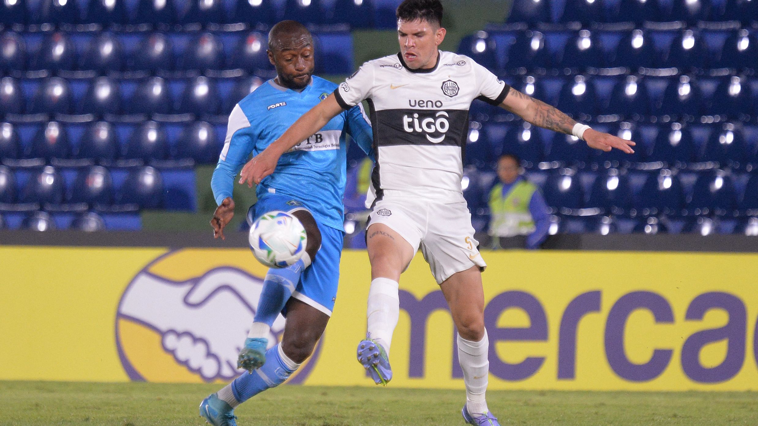 FBL-LIBERTADORES-OLIMPIA-BULOBULO