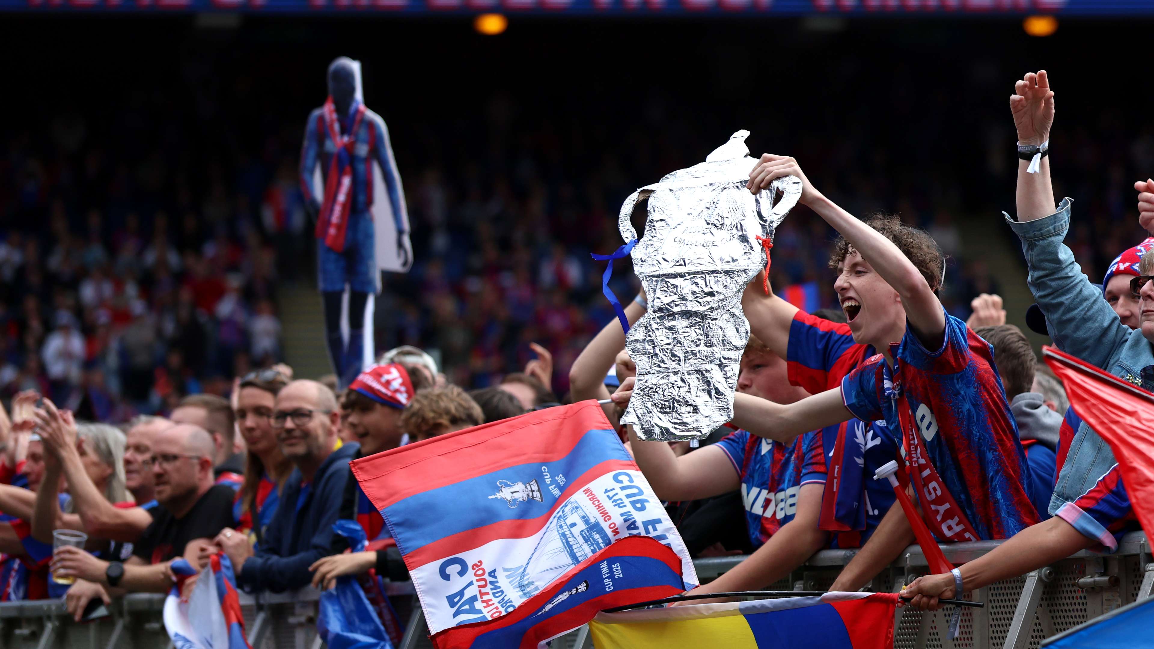 Crystal Palace FA Cup Trophy Parade & Celebrations
