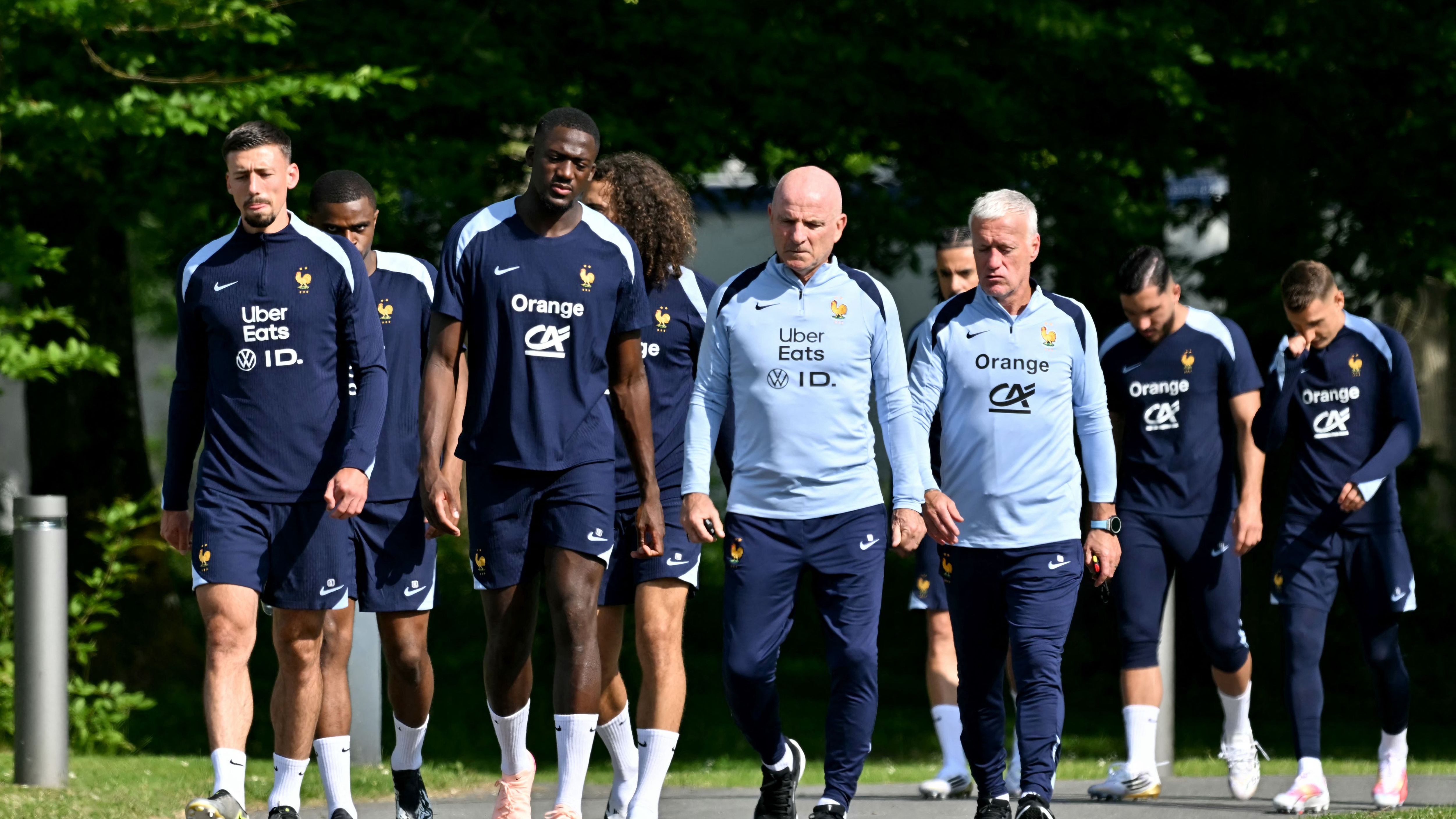 FBL-EUR-NATIONS-FRA-PRESSER