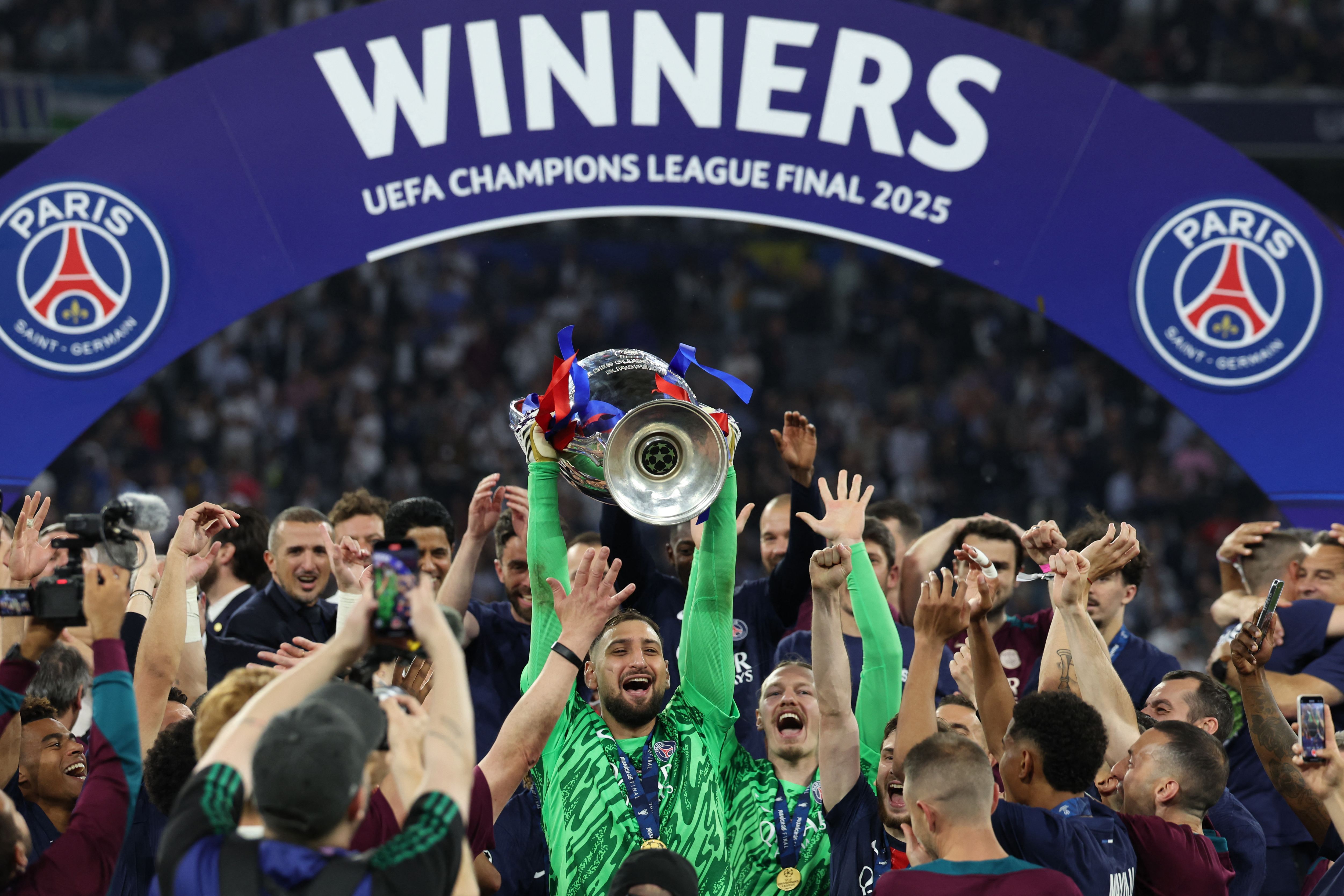 FBL-EUR-C1-PSG-INTER-FINAL-TROPHY