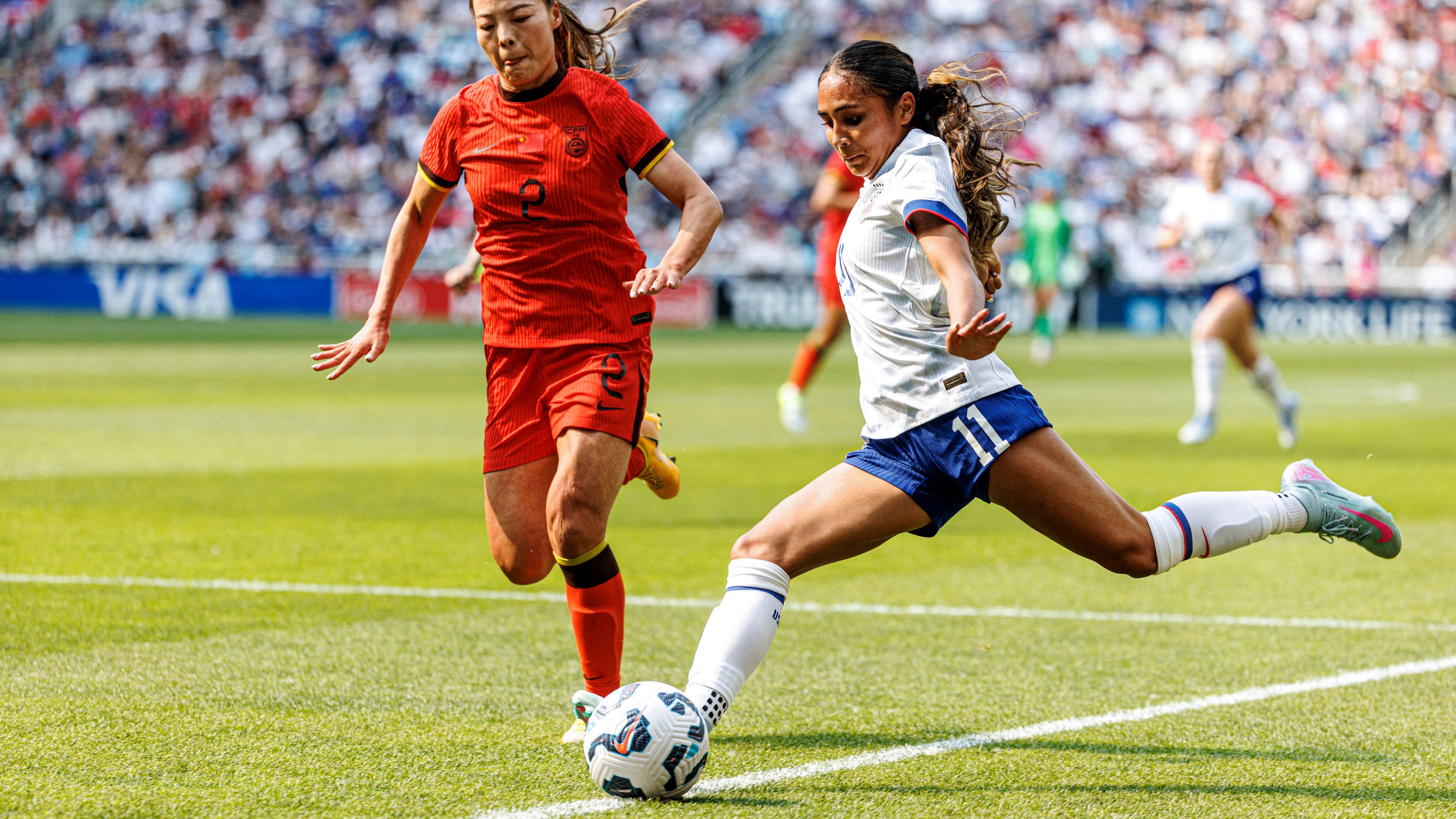 FBL-FRIENDLY-WOMEN-USA-CHN