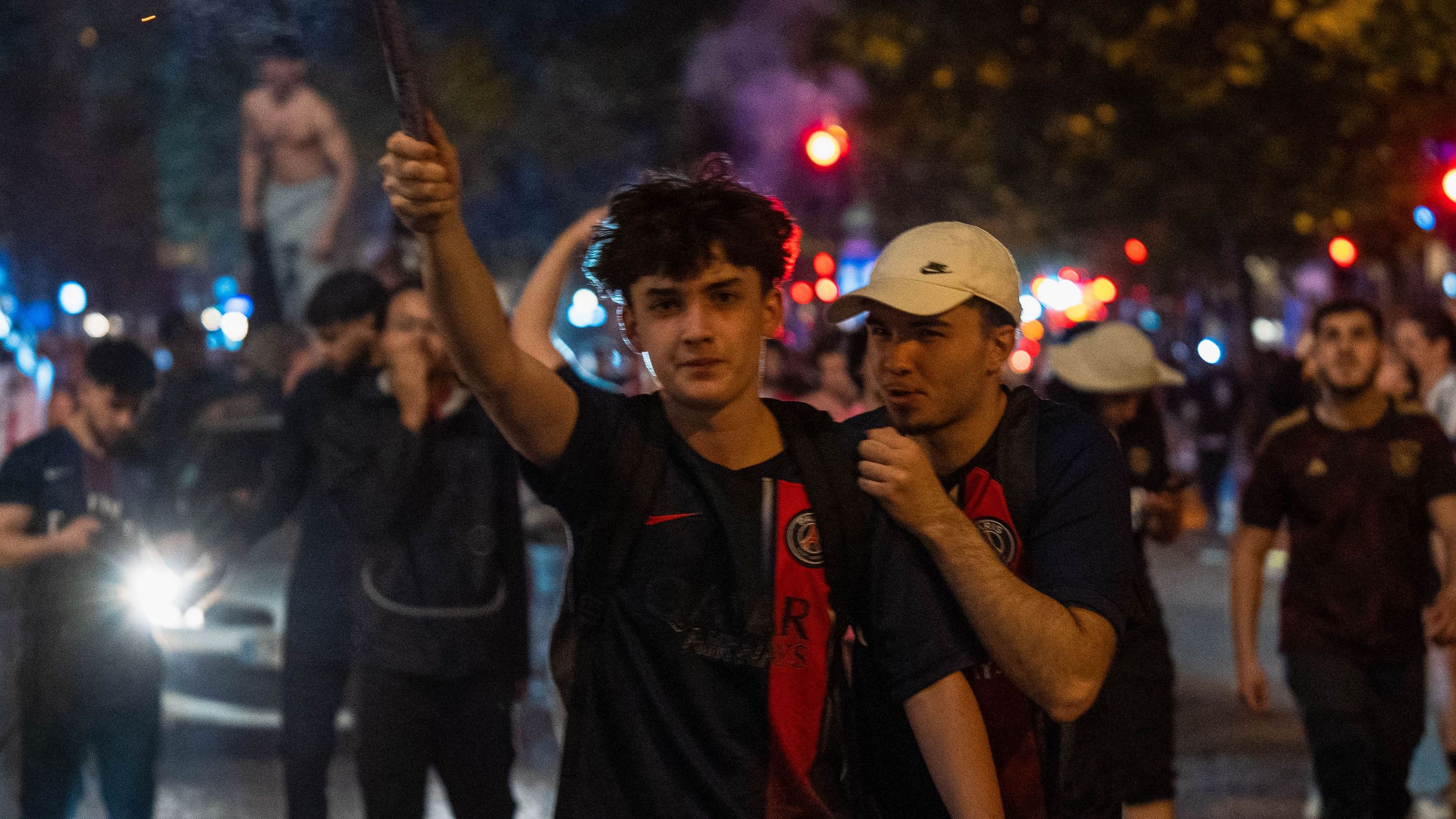 Paris-PSG-Fans-Celebration-Champions-League