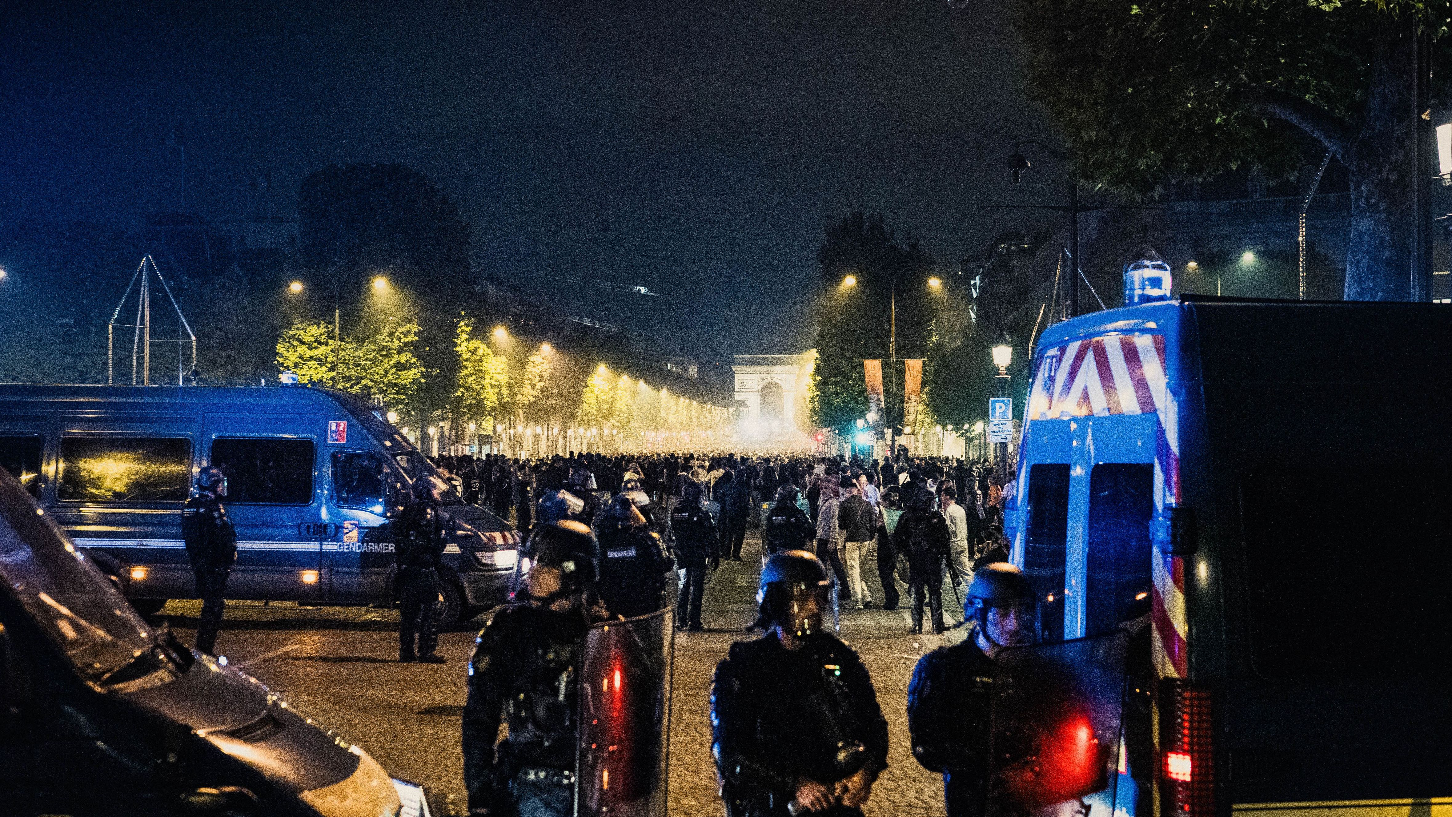 FRANCE-FOOT-CELEBRATION-PSG-PARIS