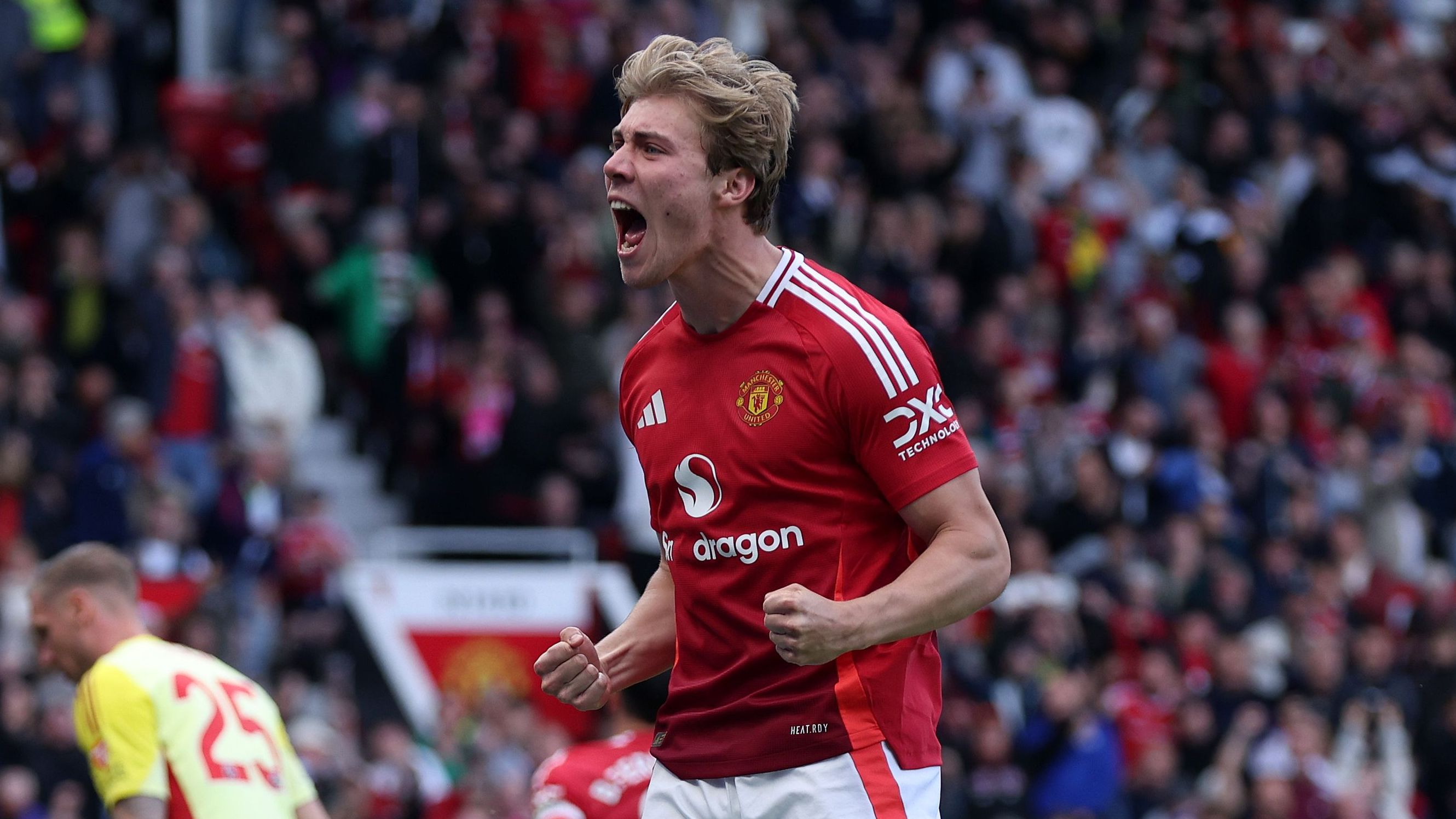 Manchester United FC v Aston Villa FC - Premier League