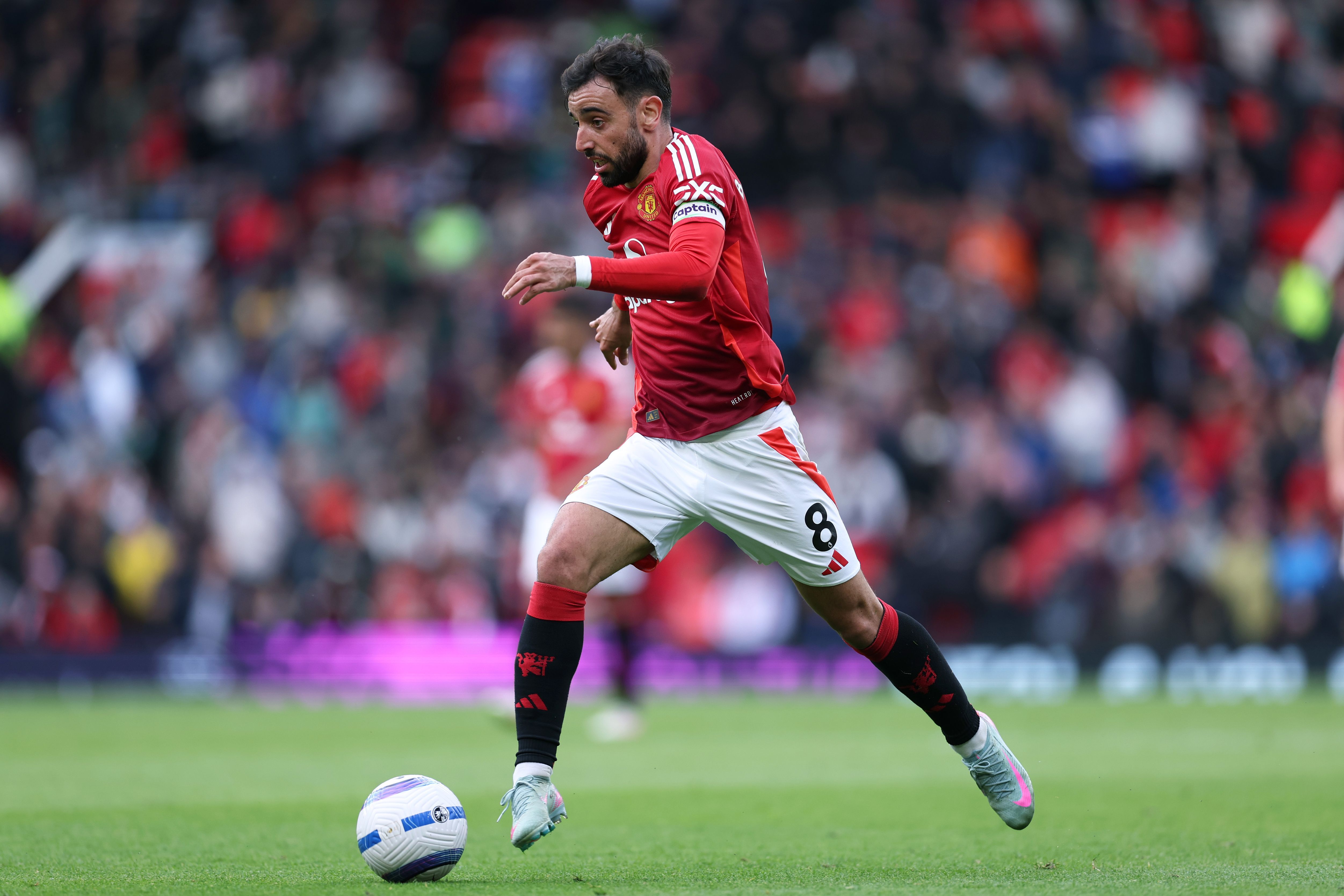 Manchester United FC v Aston Villa FC - Premier League