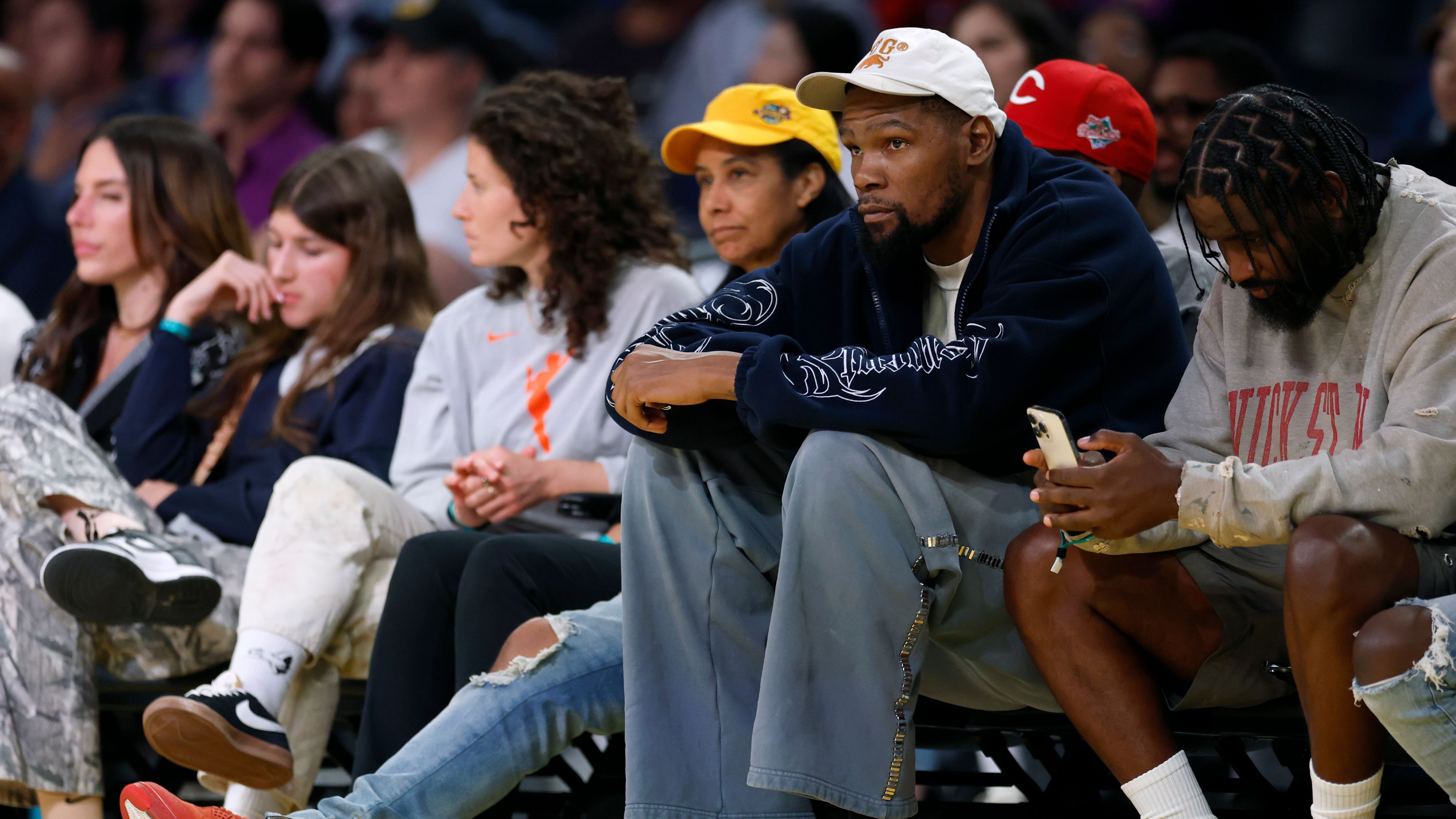 Atlanta Dream v Los Angeles Sparks