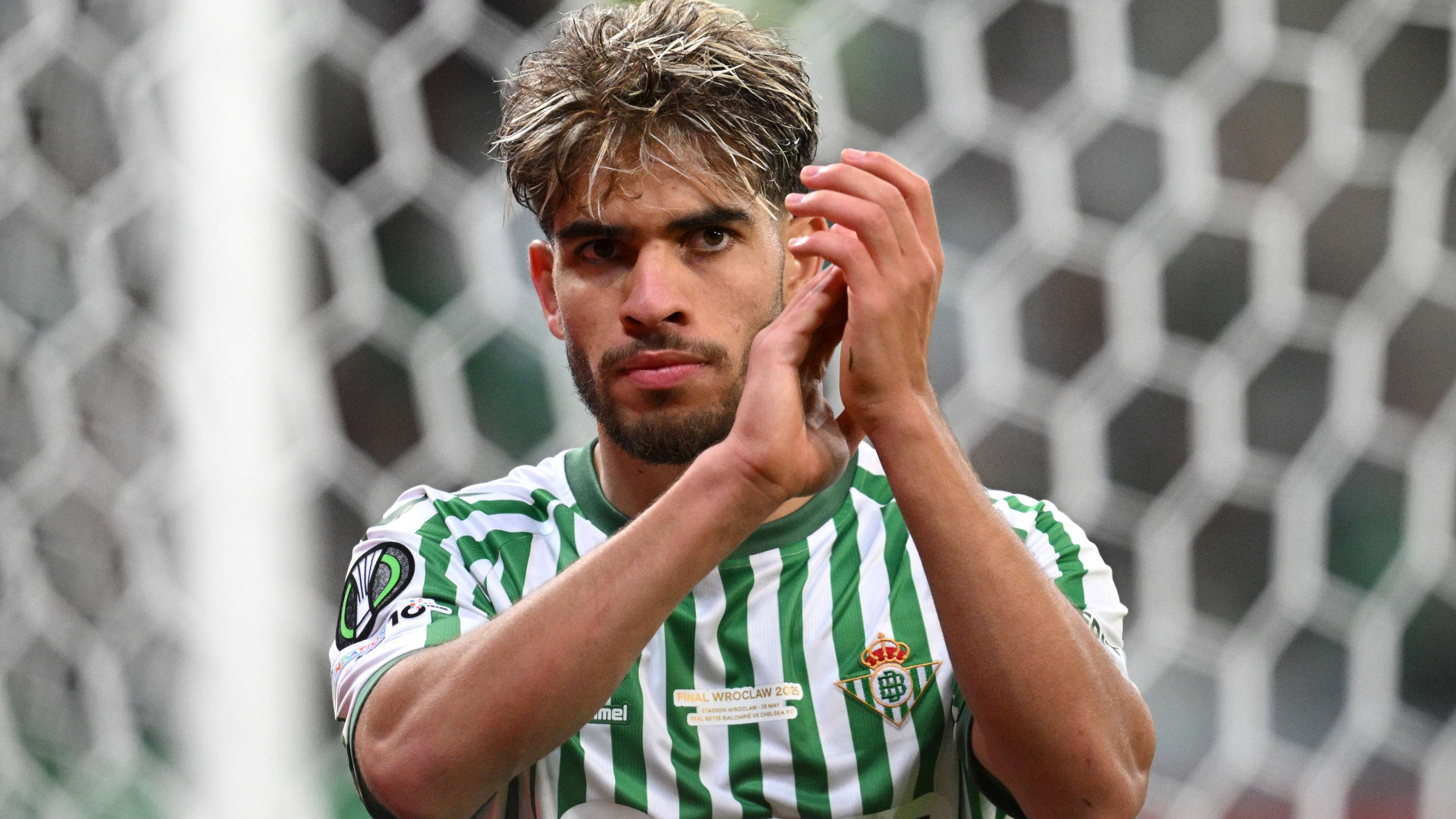 Real Betis Balompie v Chelsea FC - UEFA Conference League Final 2025