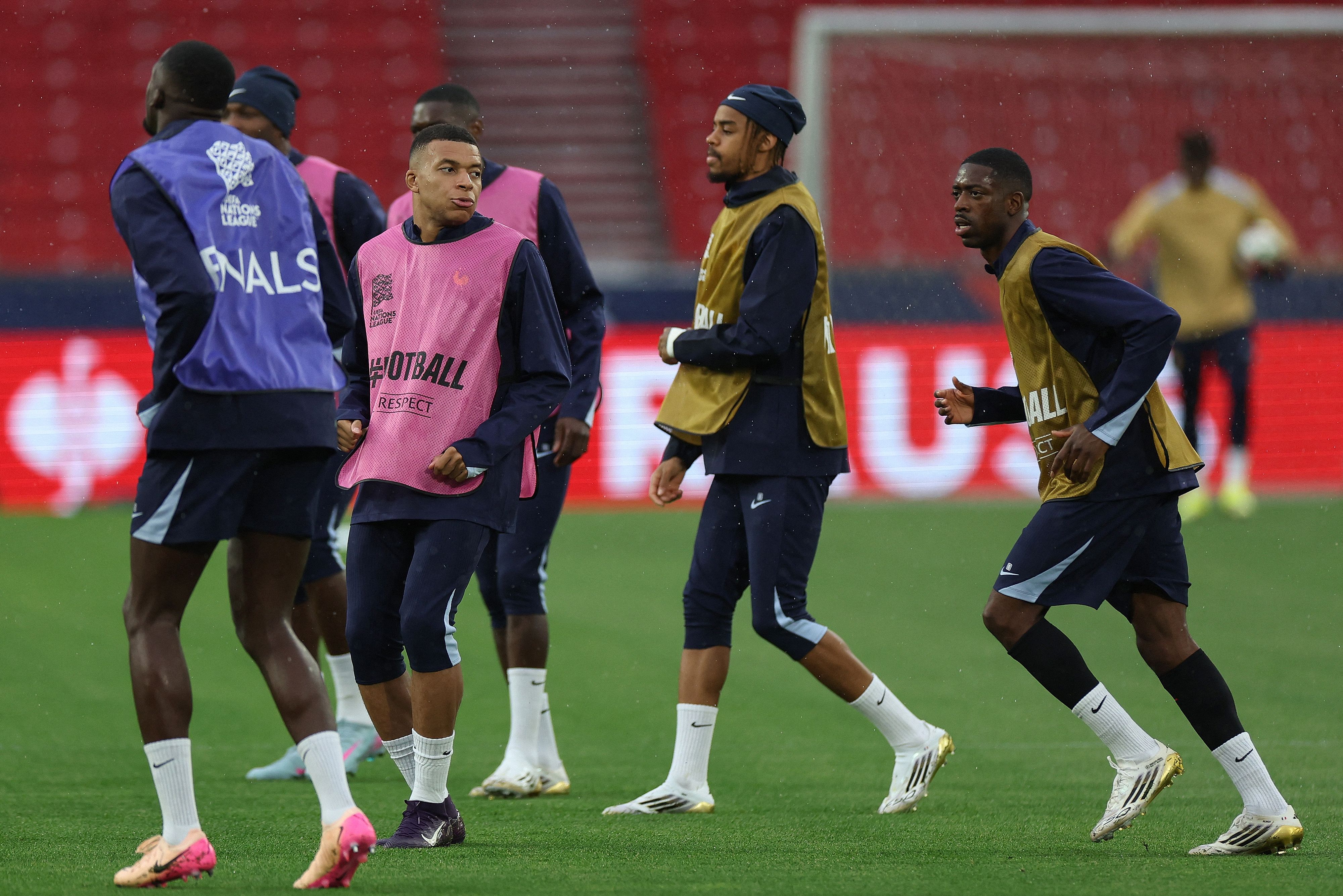 FBL-EUR-NATIONS-FRA-TRAINING