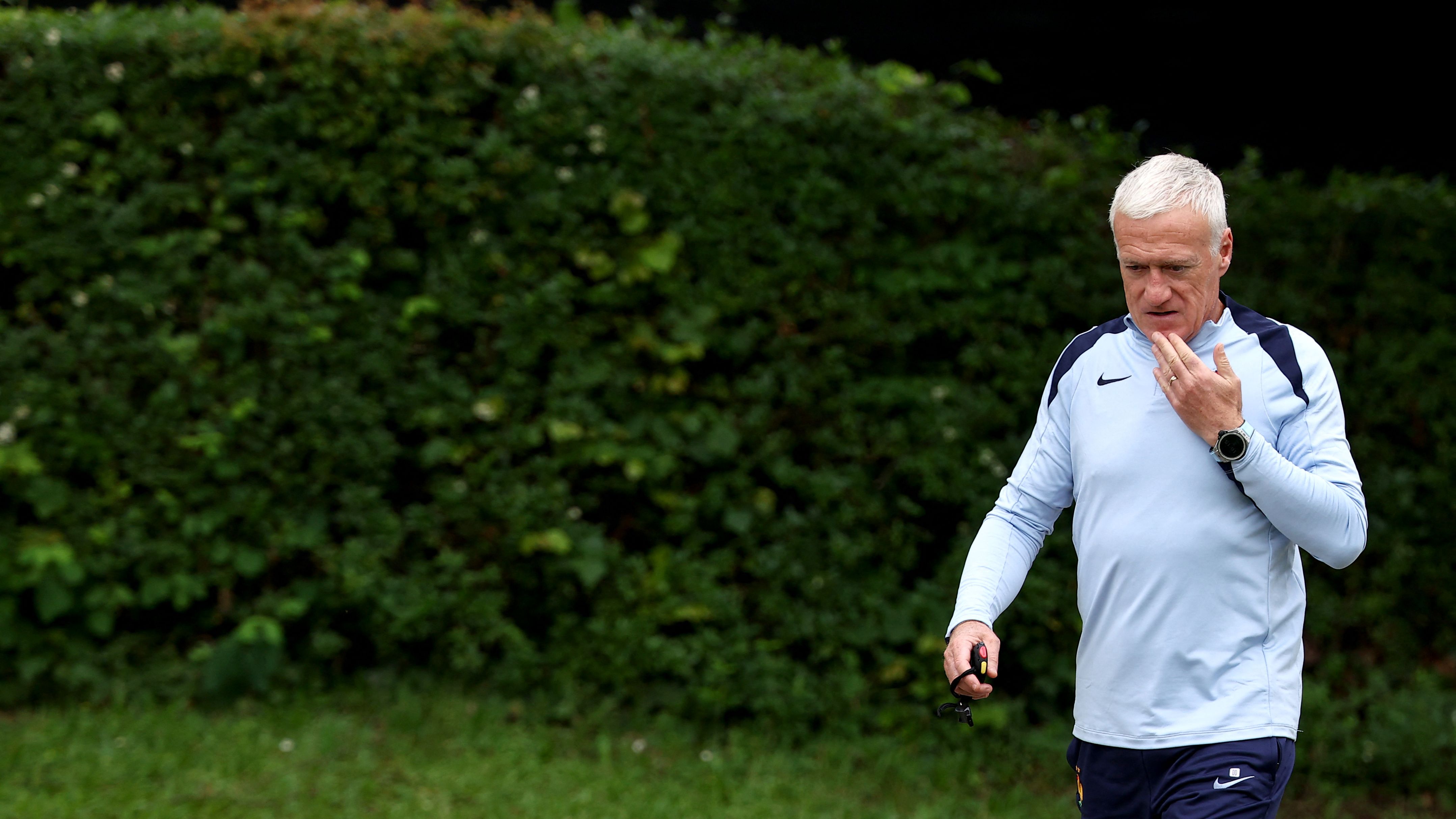 FBL-EUR-NATIONS-FRA-TRAINING