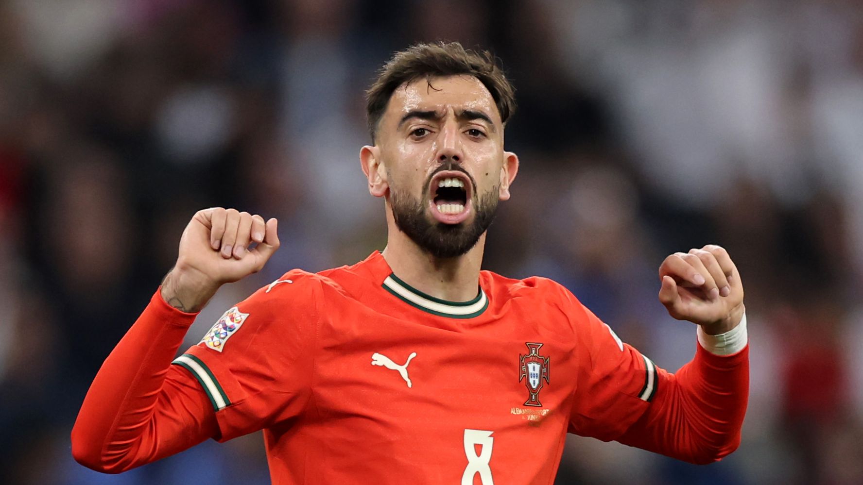 Bruno Fernandes' 'mistake'? Man Utd legend heaps praise on Red Devils captain for staying at 'big club' instead of taking £100m Saudi Arabia offer | Goal.com UK