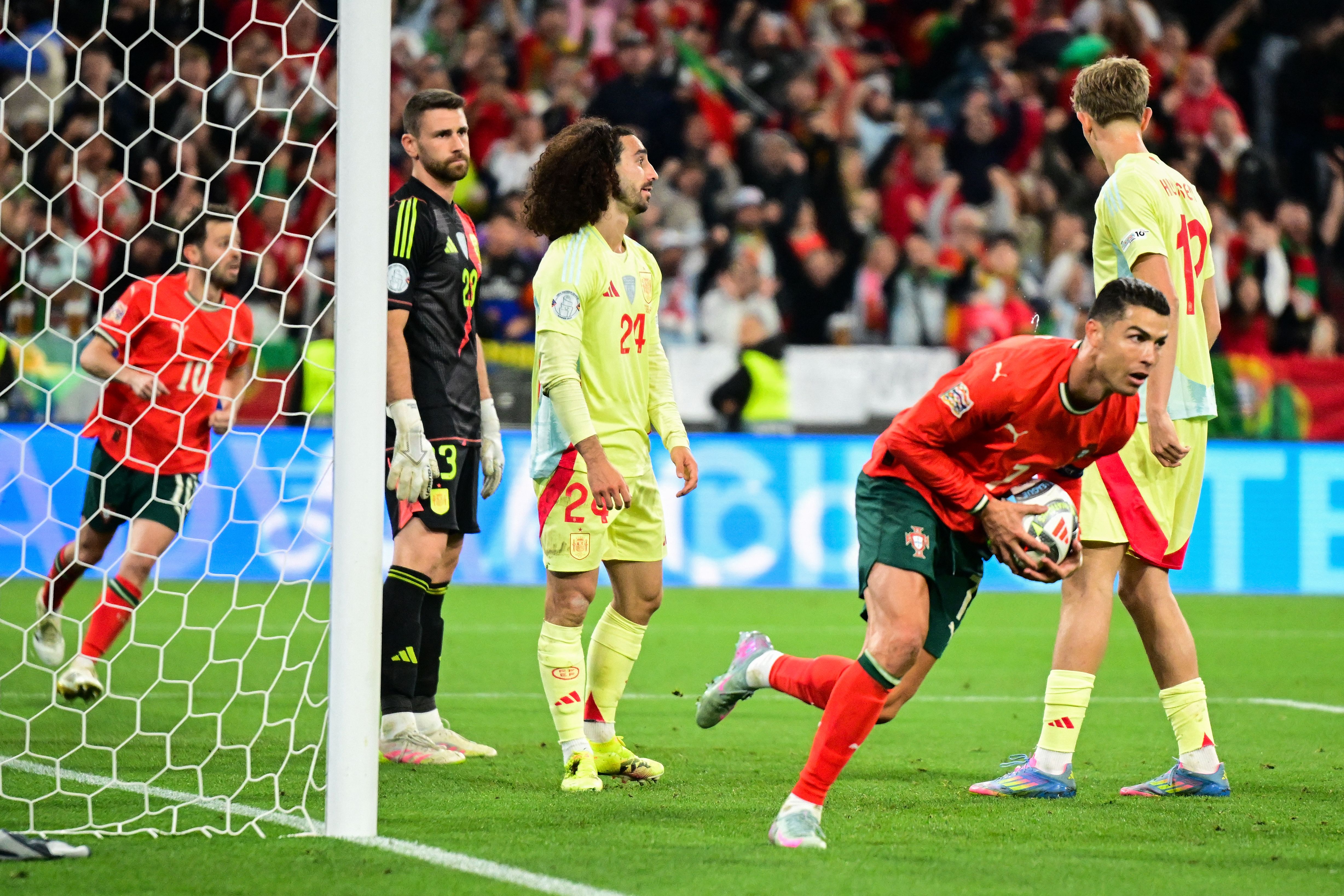 FBL-EUR-NATIONS-POR-ESP