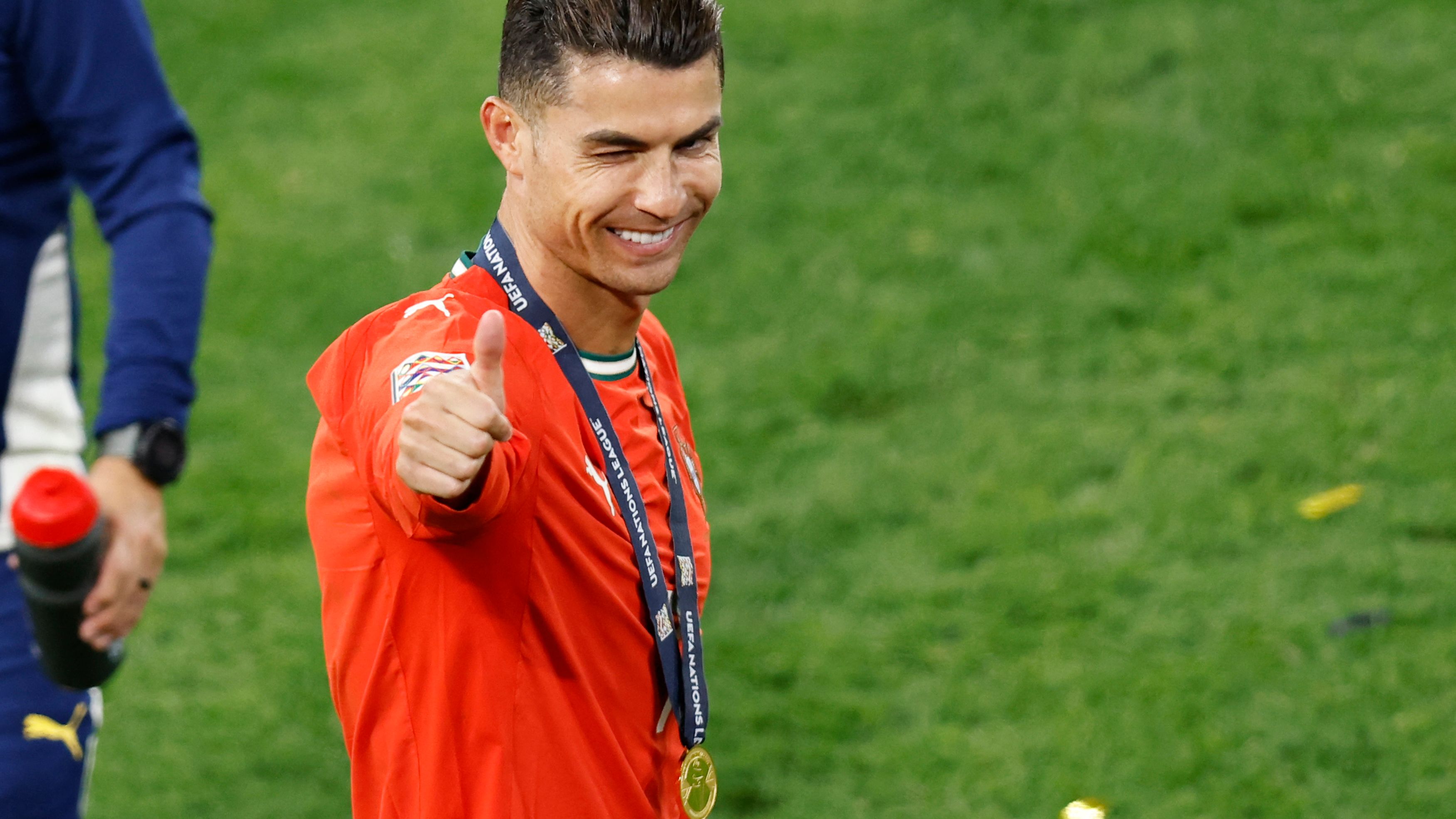 FBL-EUR-NATIONS-POR-ESP-TROPHY