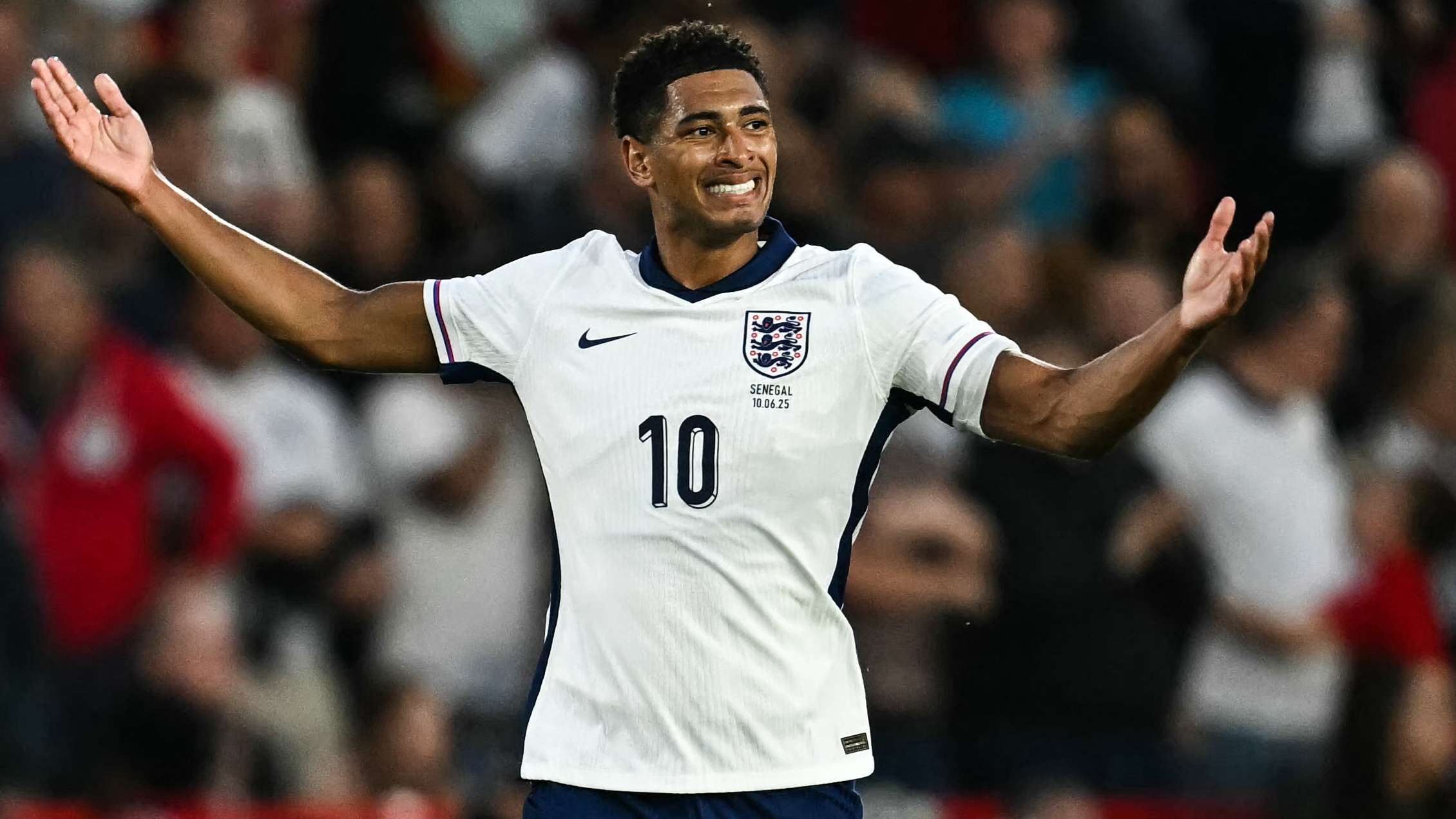 TOPSHOT-FBL-ENG-SEN-FRIENDLY