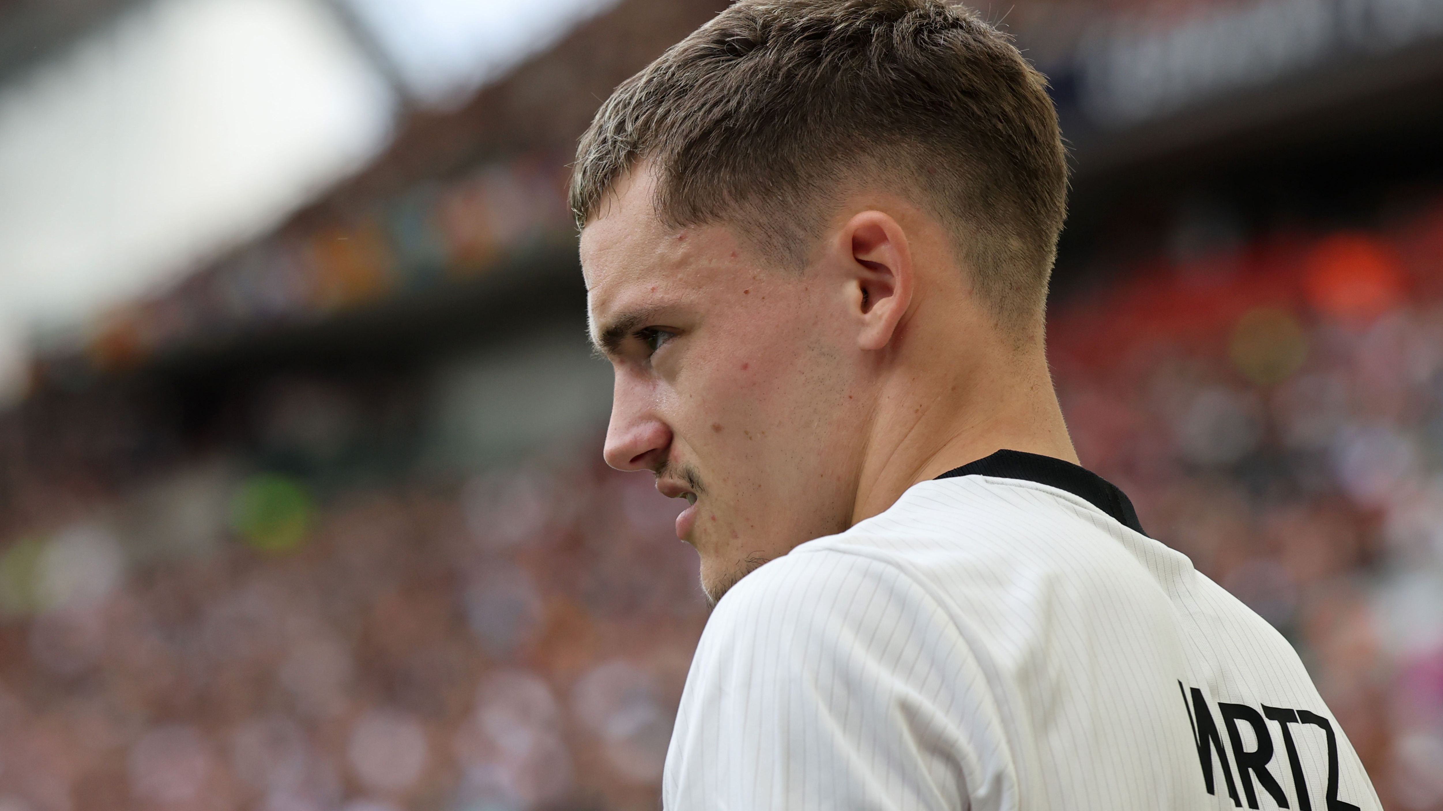 Ex-Liverpool boss Jurgen Klopp warns 'outstanding player' Florian Wirtz will have huge target on back after £116m move from Bayer Leverkusen | Goal.com UK